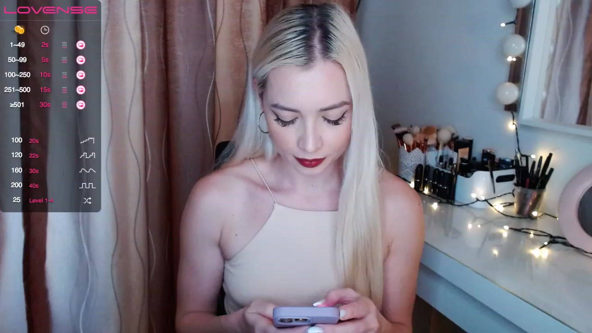 Gallery image thumbnail from Rapunzelll's myfreecams stream on, 12/15/2022, 12:23 image 13 of 20