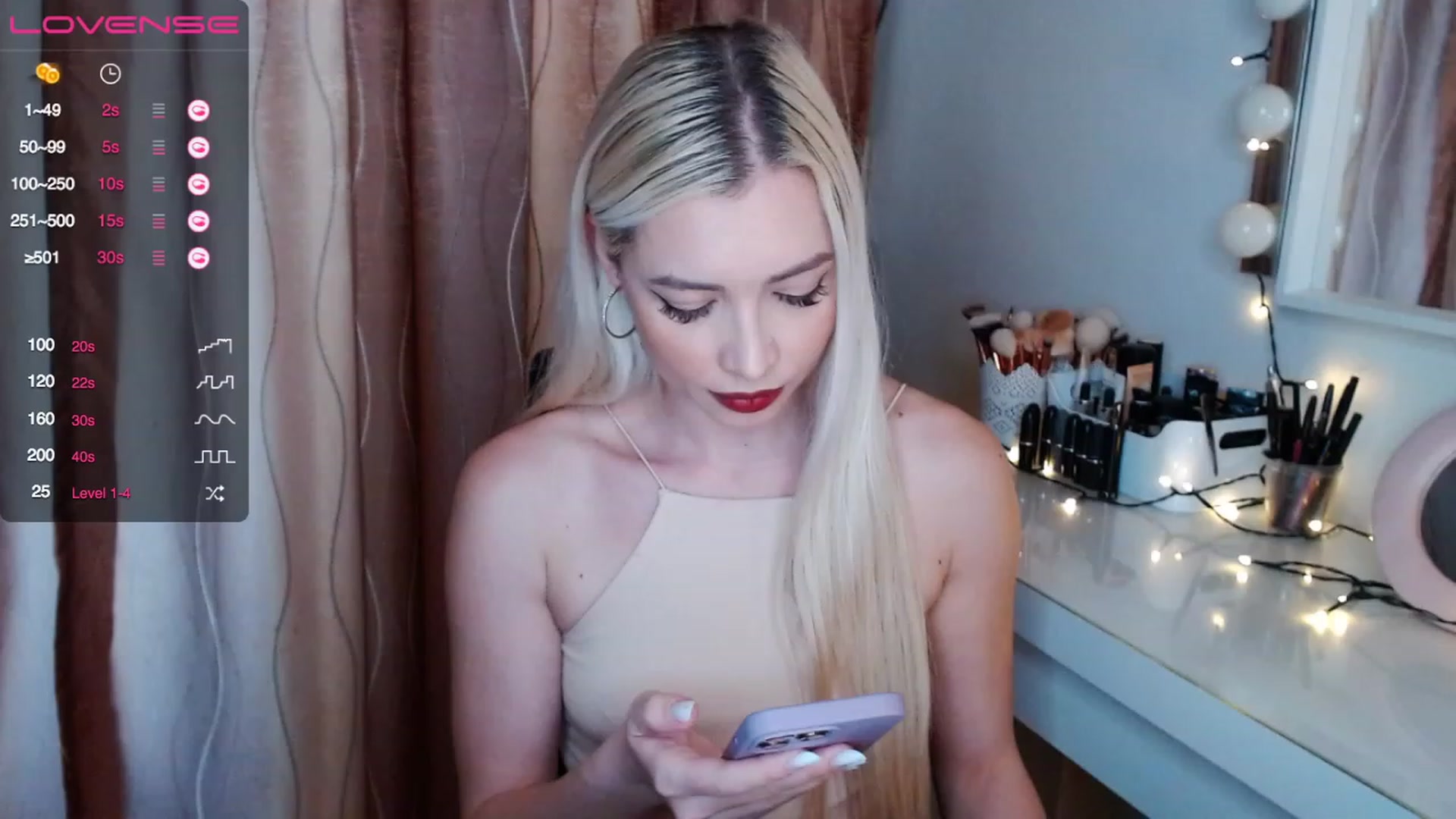 Gallery image thumbnail from Rapunzelll's myfreecams stream on, 12/15/2022, 12:23 image 7 of 20
