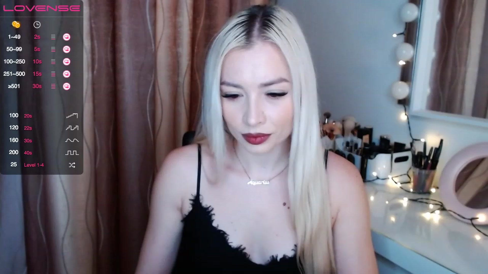 Gallery image thumbnail from Rapunzelll's myfreecams stream on, 12/18/2022, 08:18 image 18 of 20