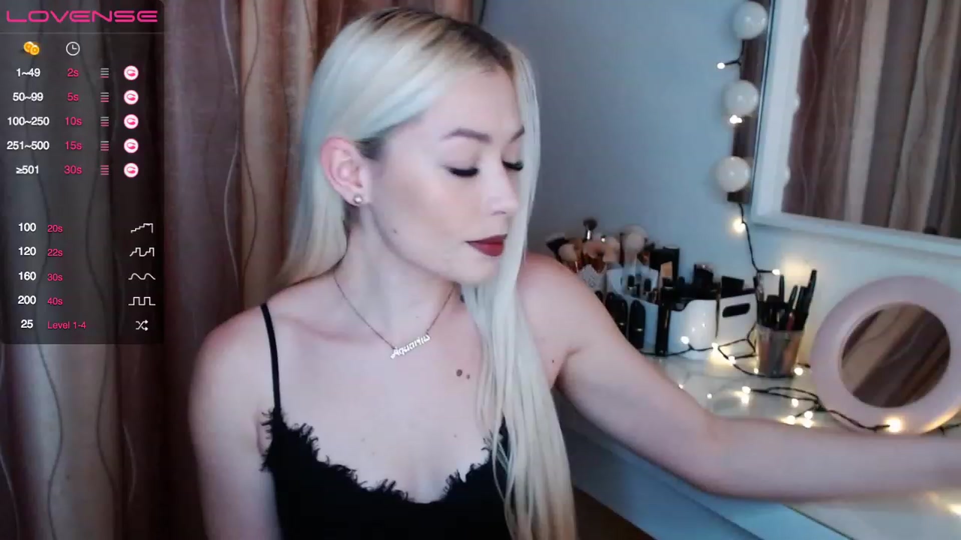Gallery image thumbnail from Rapunzelll's myfreecams stream on, 12/18/2022, 08:18 image 19 of 20