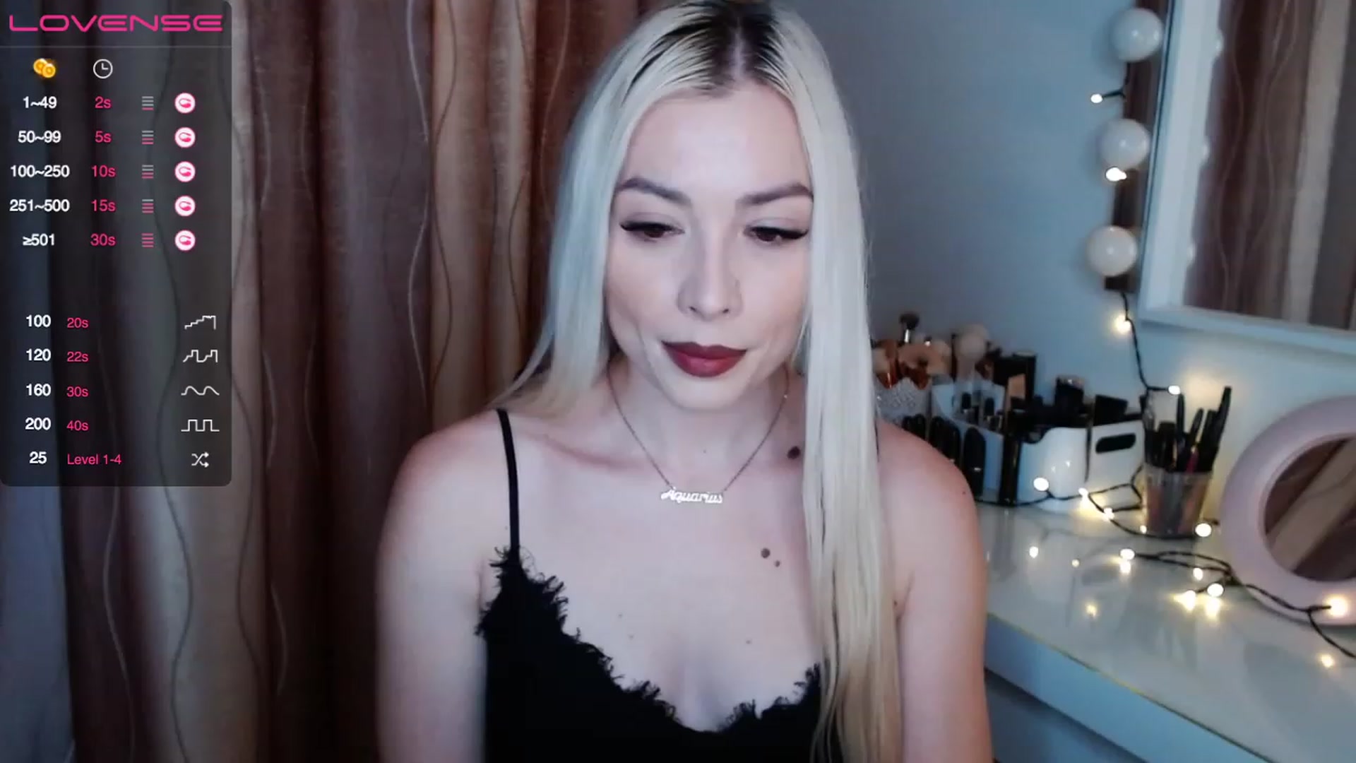 Gallery image thumbnail from Rapunzelll's myfreecams stream on, 12/18/2022, 08:18 image 5 of 20