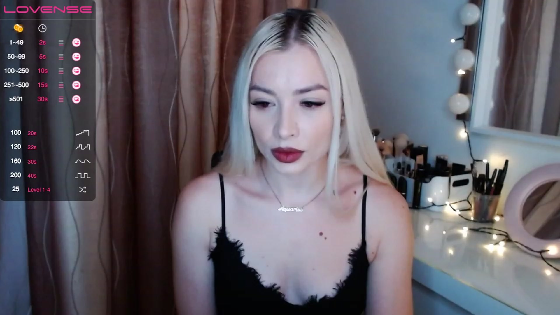 Gallery image thumbnail from Rapunzelll's myfreecams stream on, 12/18/2022, 08:18 image 1 of 20