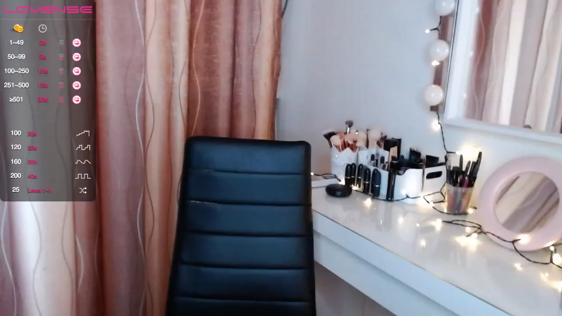 Gallery image thumbnail from Rapunzelll's myfreecams stream on, 12/18/2022, 09:57 image 3 of 20