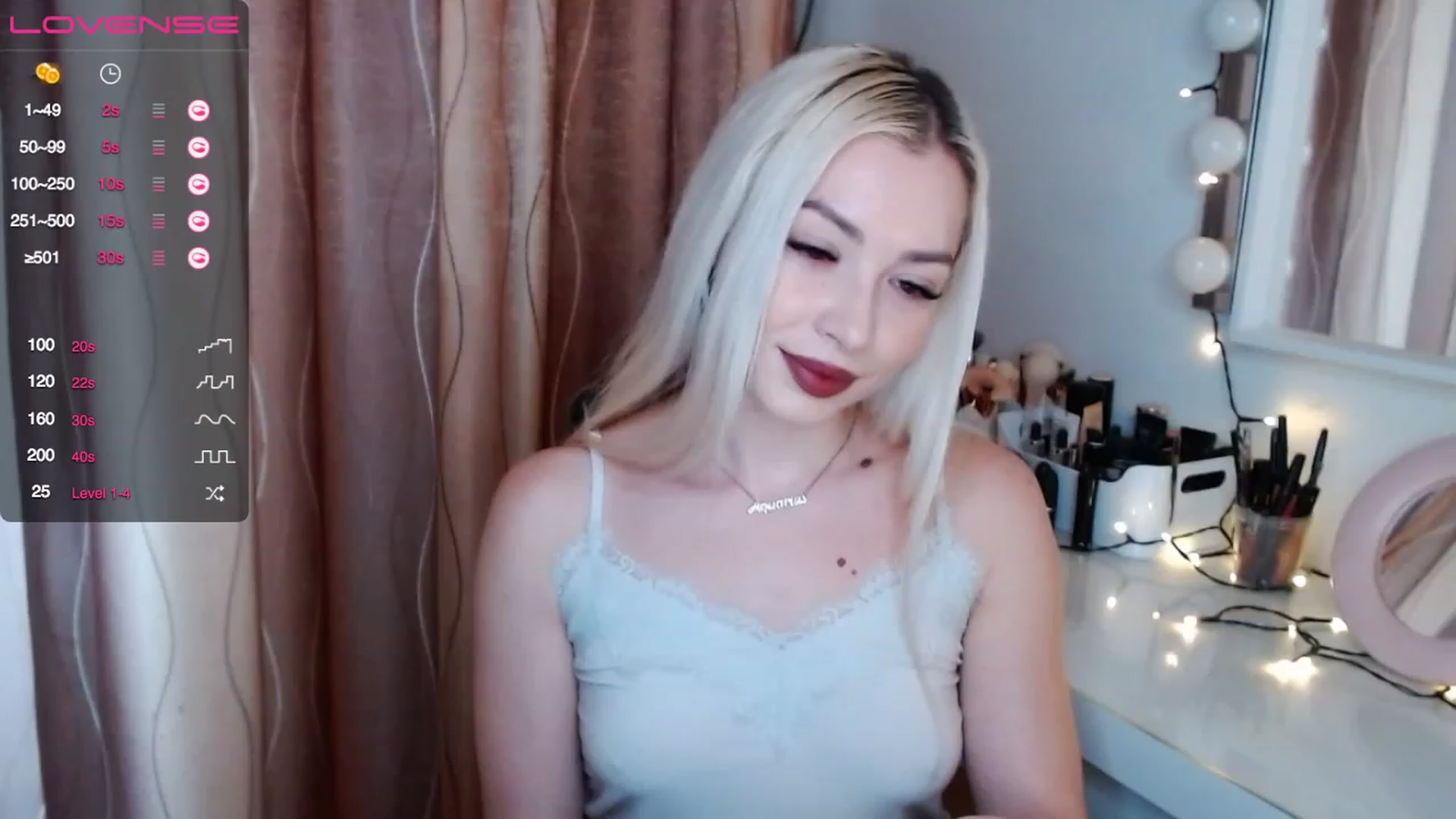 Gallery image thumbnail from Rapunzelll's myfreecams stream on, 12/18/2022, 09:57 image 13 of 20