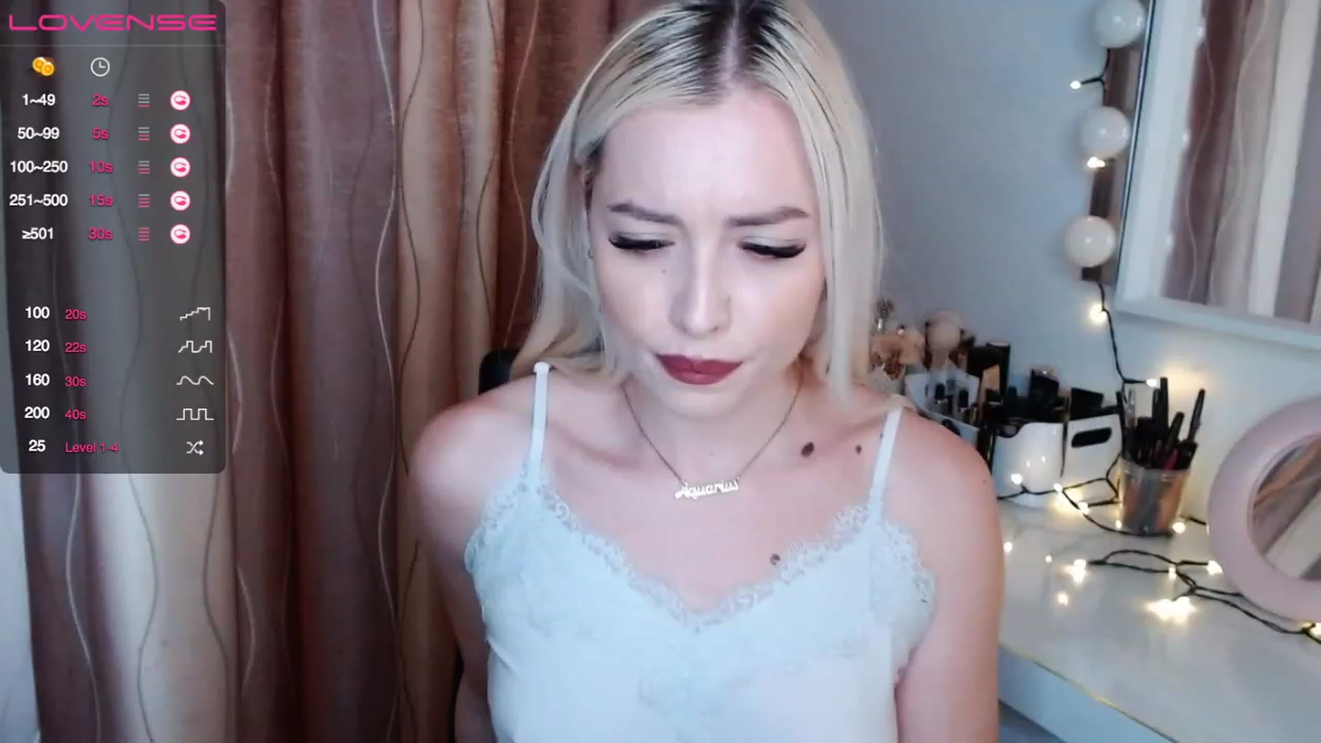 Gallery image thumbnail from Rapunzelll's myfreecams stream on, 12/18/2022, 10:41 image 8 of 20