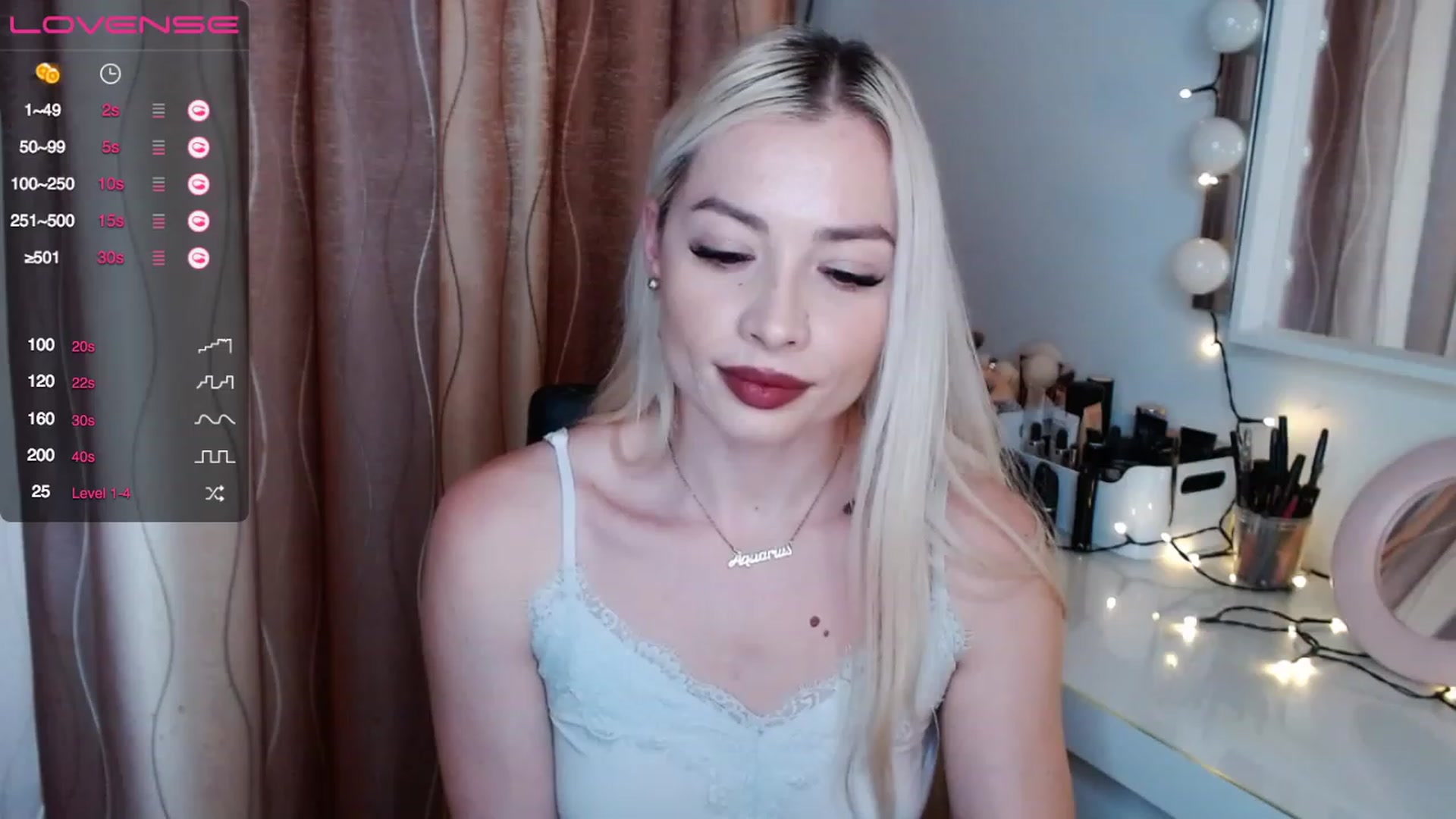 Gallery image thumbnail from Rapunzelll's myfreecams stream on, 12/18/2022, 10:41 image 12 of 20