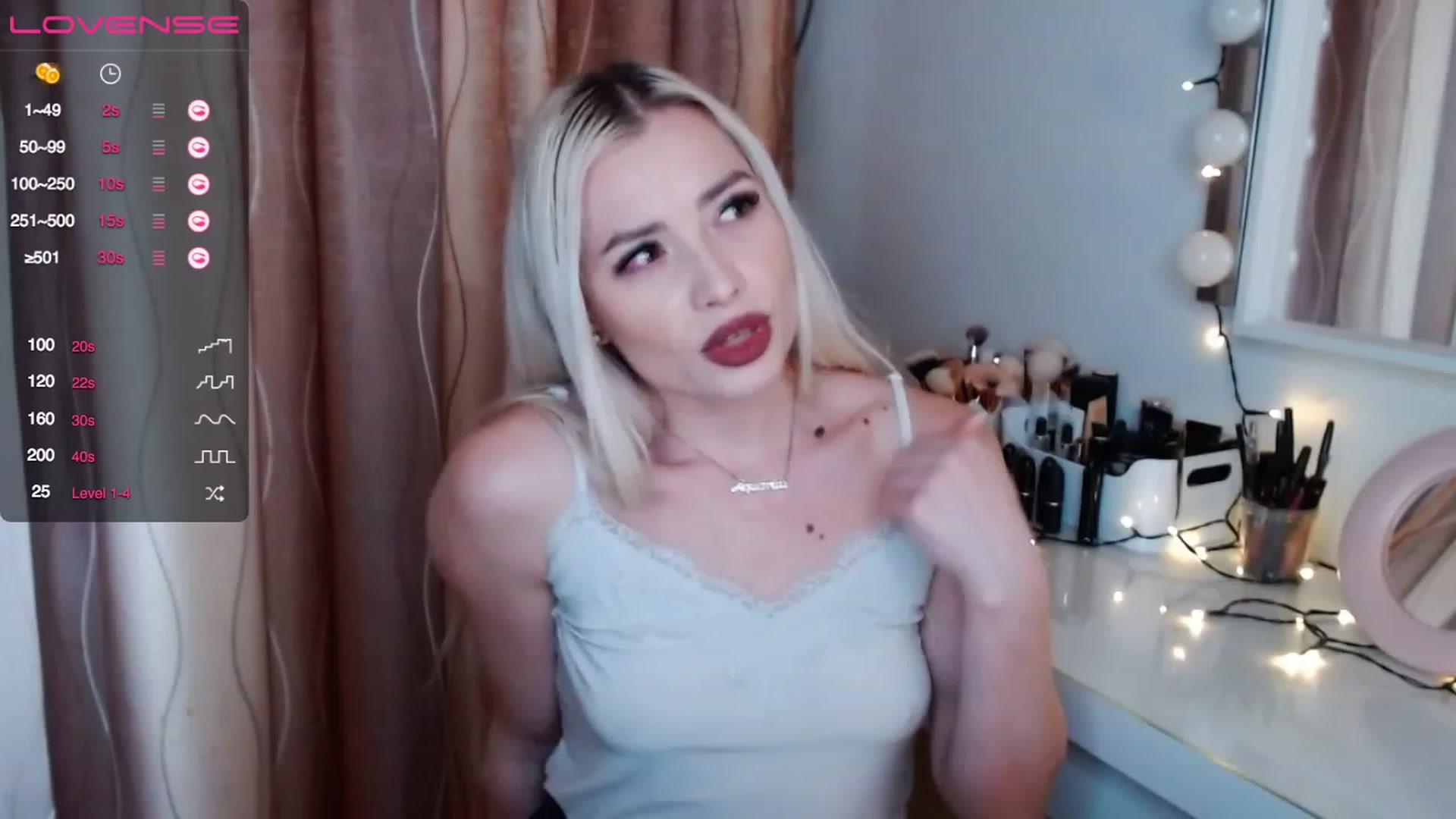 Gallery image thumbnail from Rapunzelll's myfreecams stream on, 12/18/2022, 10:41 image 16 of 20