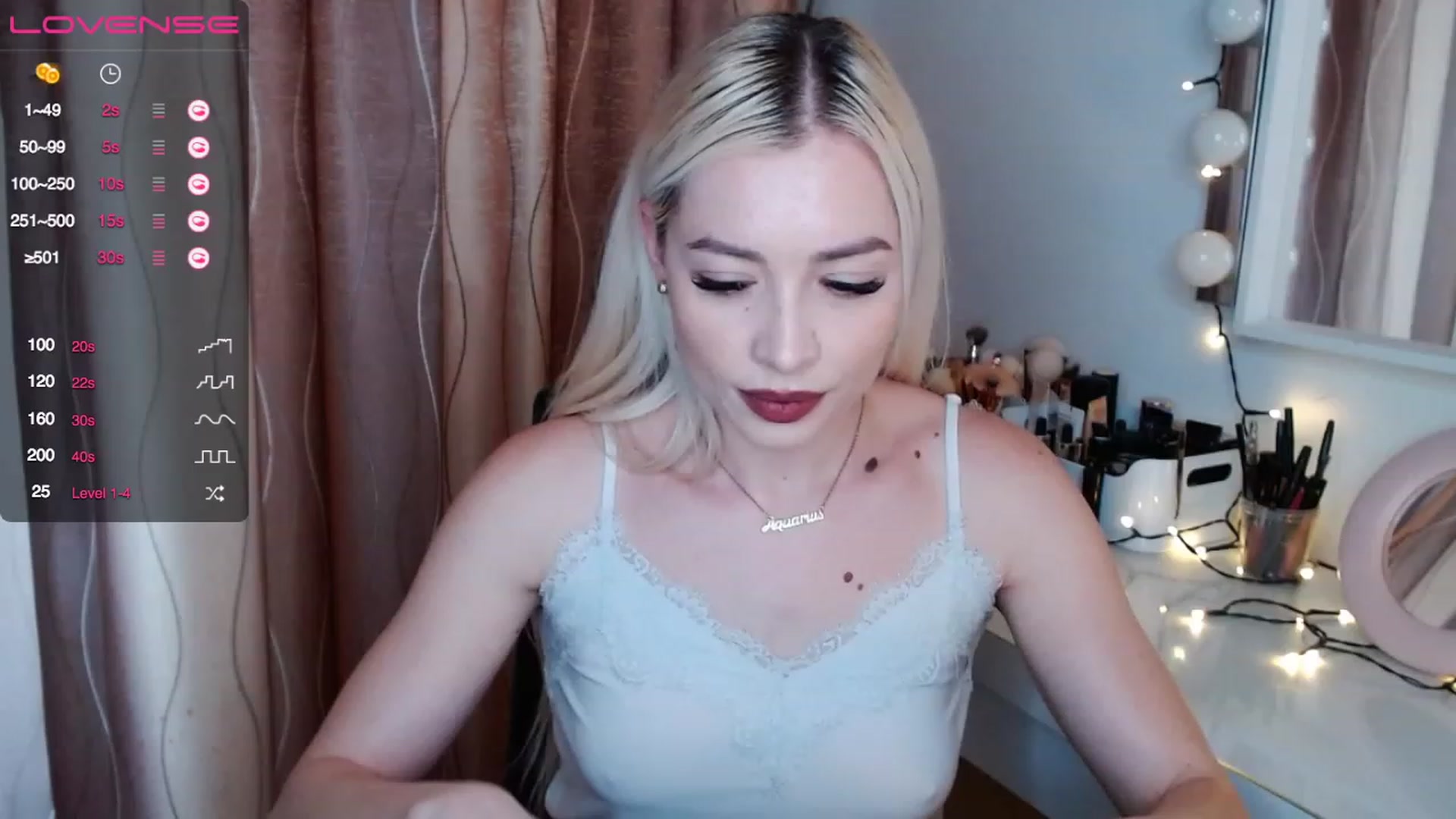 Gallery image thumbnail from Rapunzelll's myfreecams stream on, 12/18/2022, 10:41 image 13 of 20