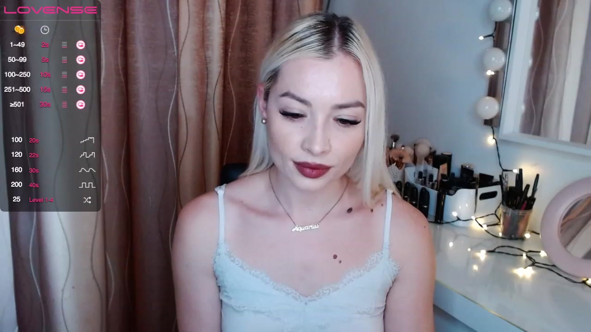 Gallery image thumbnail from Rapunzelll's myfreecams stream on, 12/18/2022, 10:41 image 6 of 20