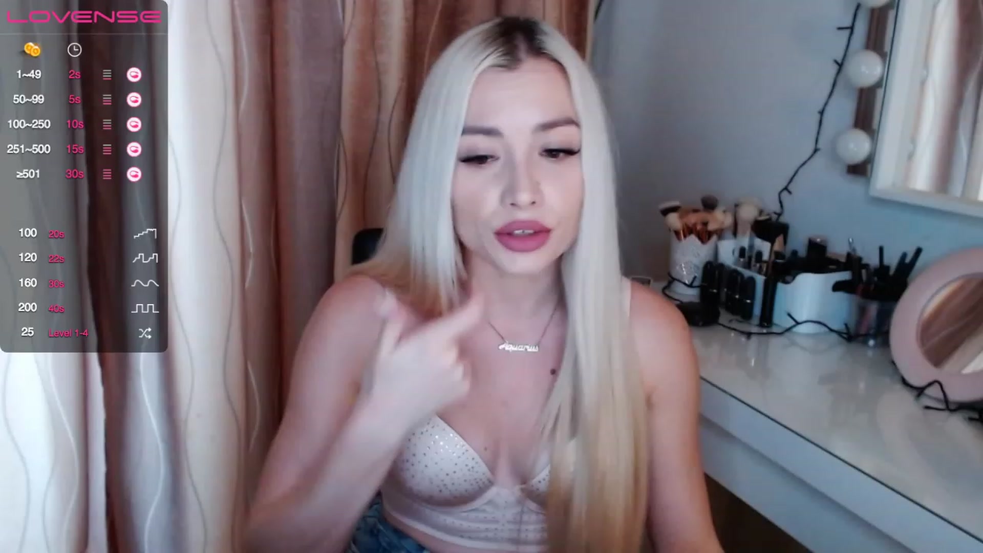 Gallery image thumbnail from Rapunzelll's myfreecams stream on, 12/19/2022, 12:49 image 11 of 20