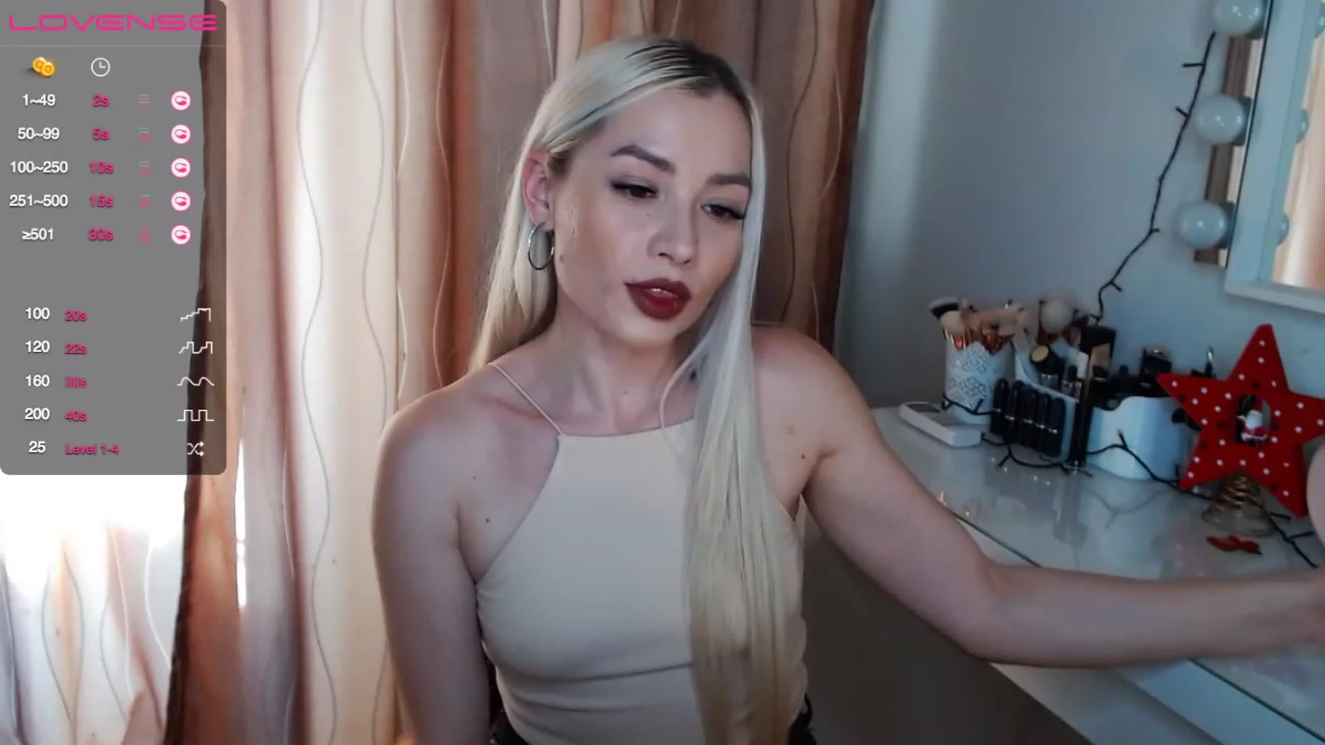 Gallery image thumbnail from Rapunzelll's myfreecams stream on, 12/20/2022, 11:06 image 13 of 20