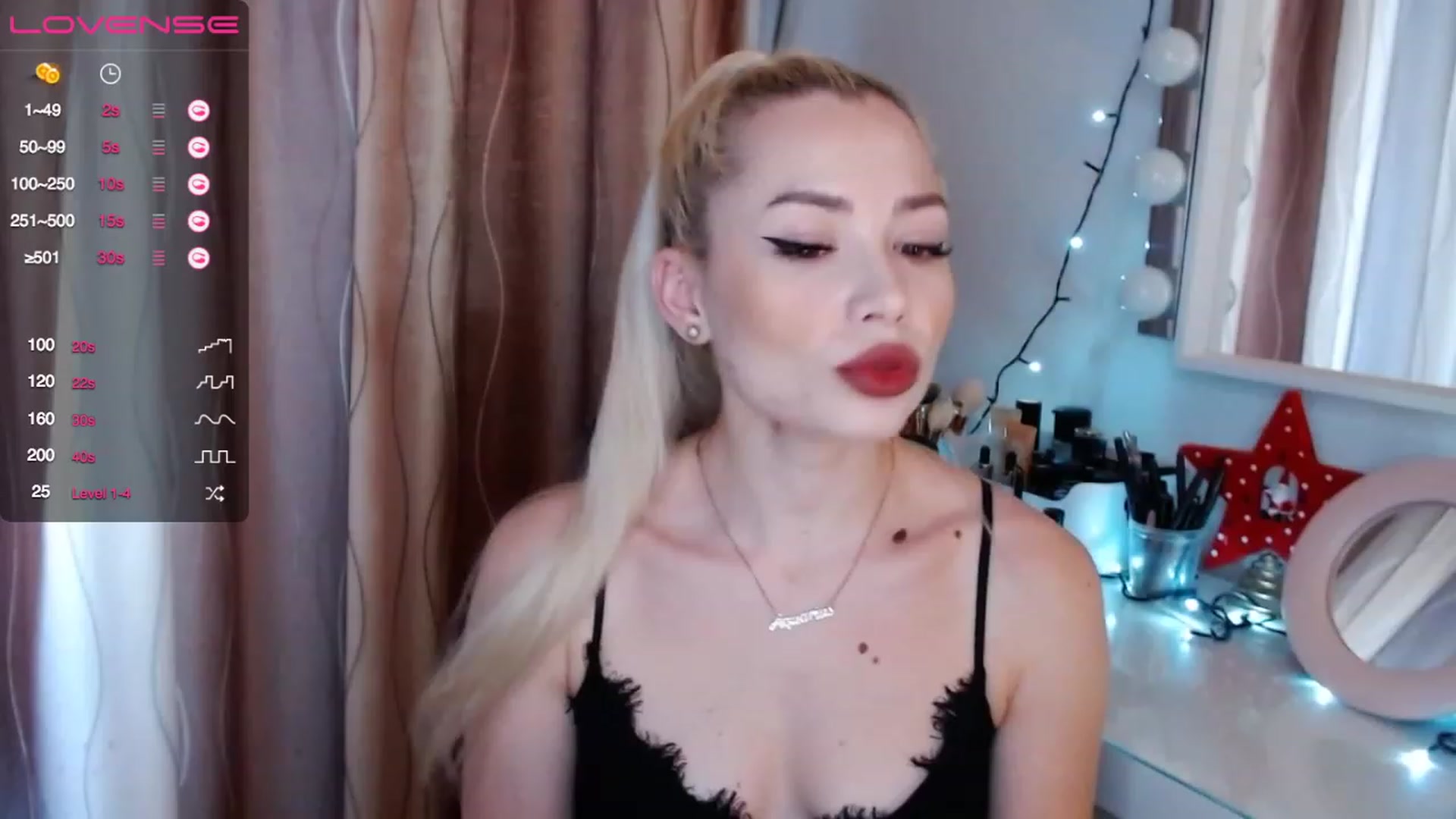 Gallery image thumbnail from Rapunzelll's myfreecams stream on, 01/18/2023, 07:54 image 16 of 20