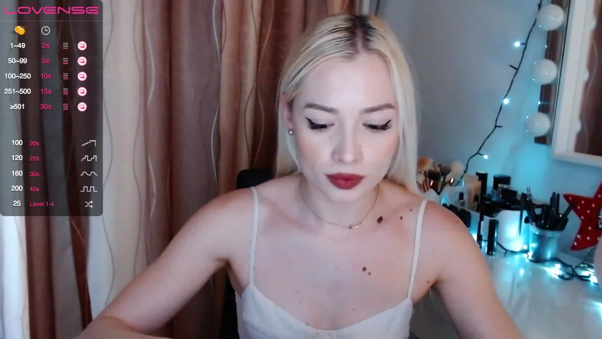 Gallery image thumbnail from Rapunzelll's myfreecams stream on, 01/23/2023, 11:22 image 15 of 20