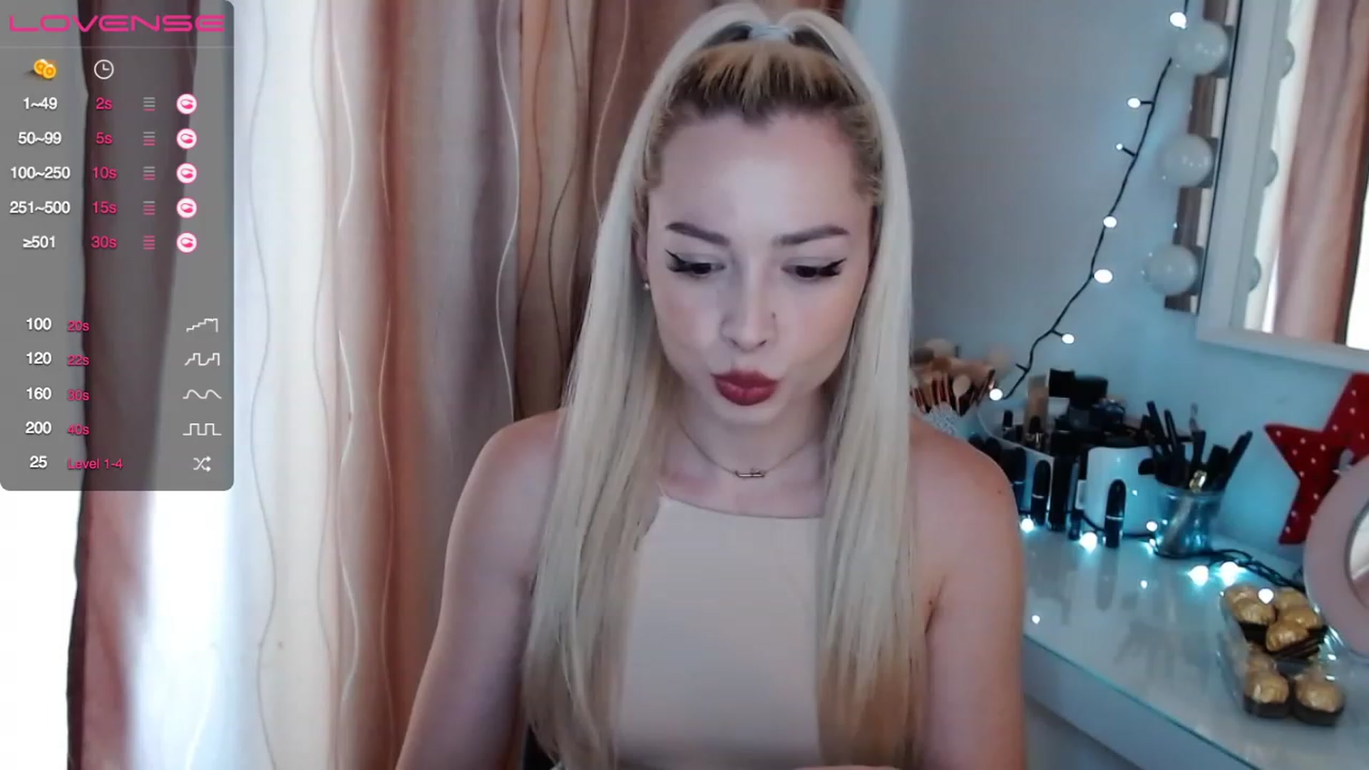 Gallery image thumbnail from Rapunzelll's myfreecams stream on, 02/01/2023, 09:52 image 7 of 20