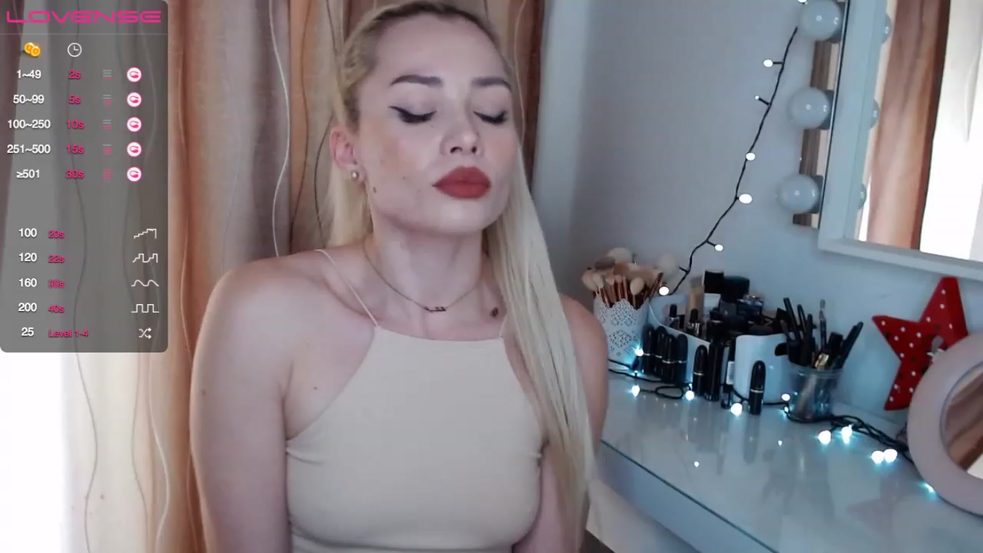 Gallery image thumbnail from Rapunzelll's myfreecams stream on, 02/01/2023, 10:35 image 17 of 20