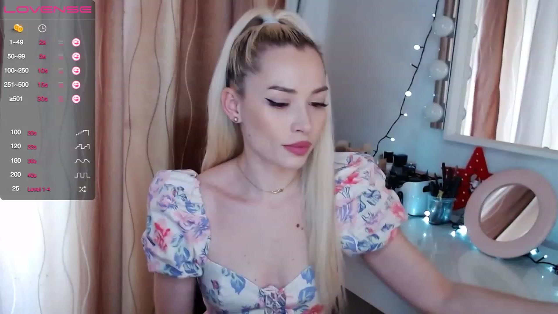 Gallery image thumbnail from Rapunzelll's myfreecams stream on, 02/02/2023, 09:00 image 2 of 20