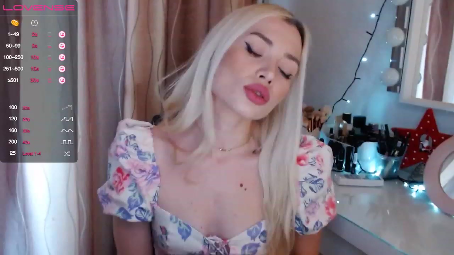 Gallery image thumbnail from Rapunzelll's myfreecams stream on, 02/10/2023, 08:30 image 9 of 20
