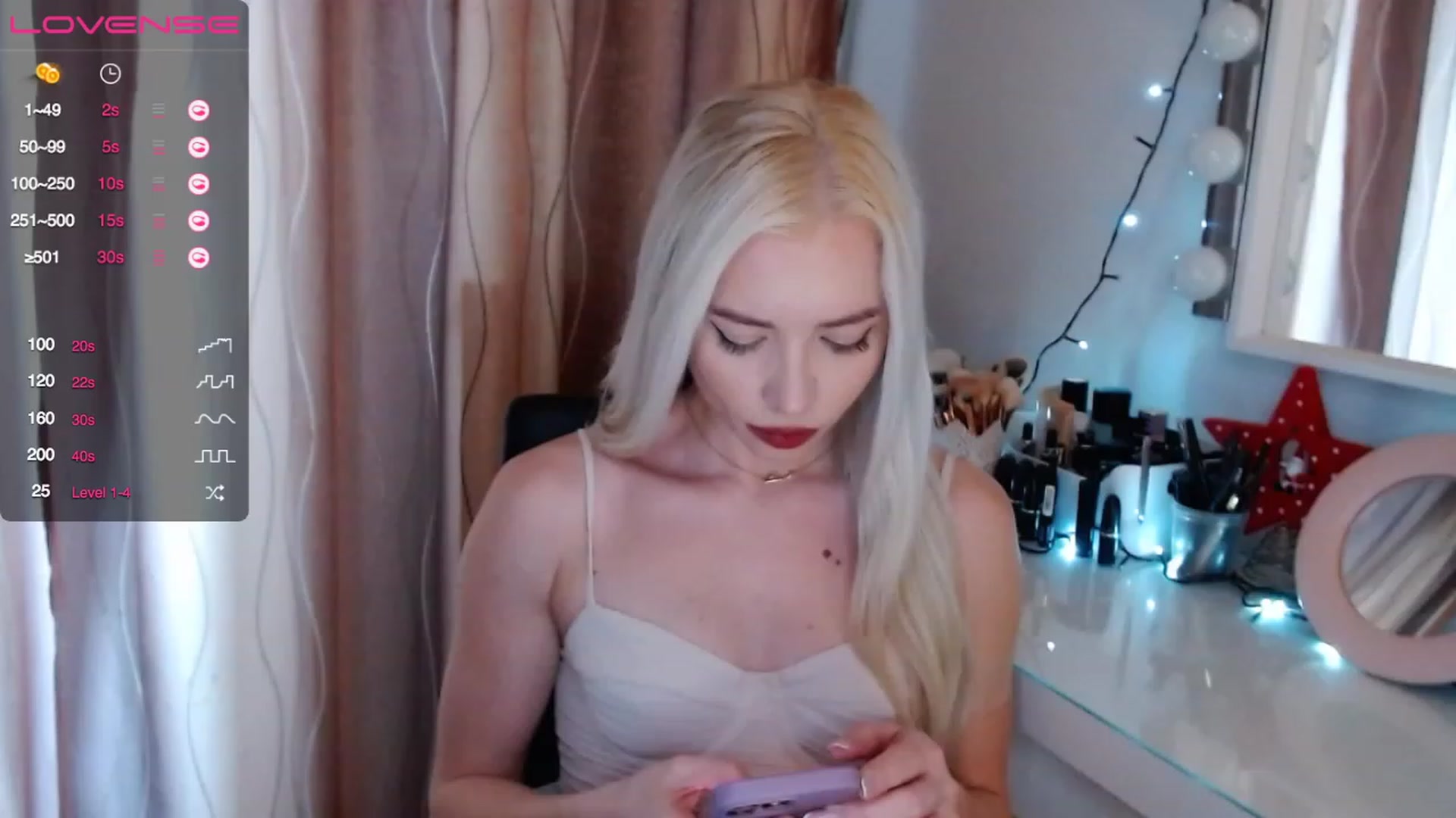 Gallery image thumbnail from Rapunzelll's myfreecams stream on, 02/13/2023, 07:47 image 12 of 20