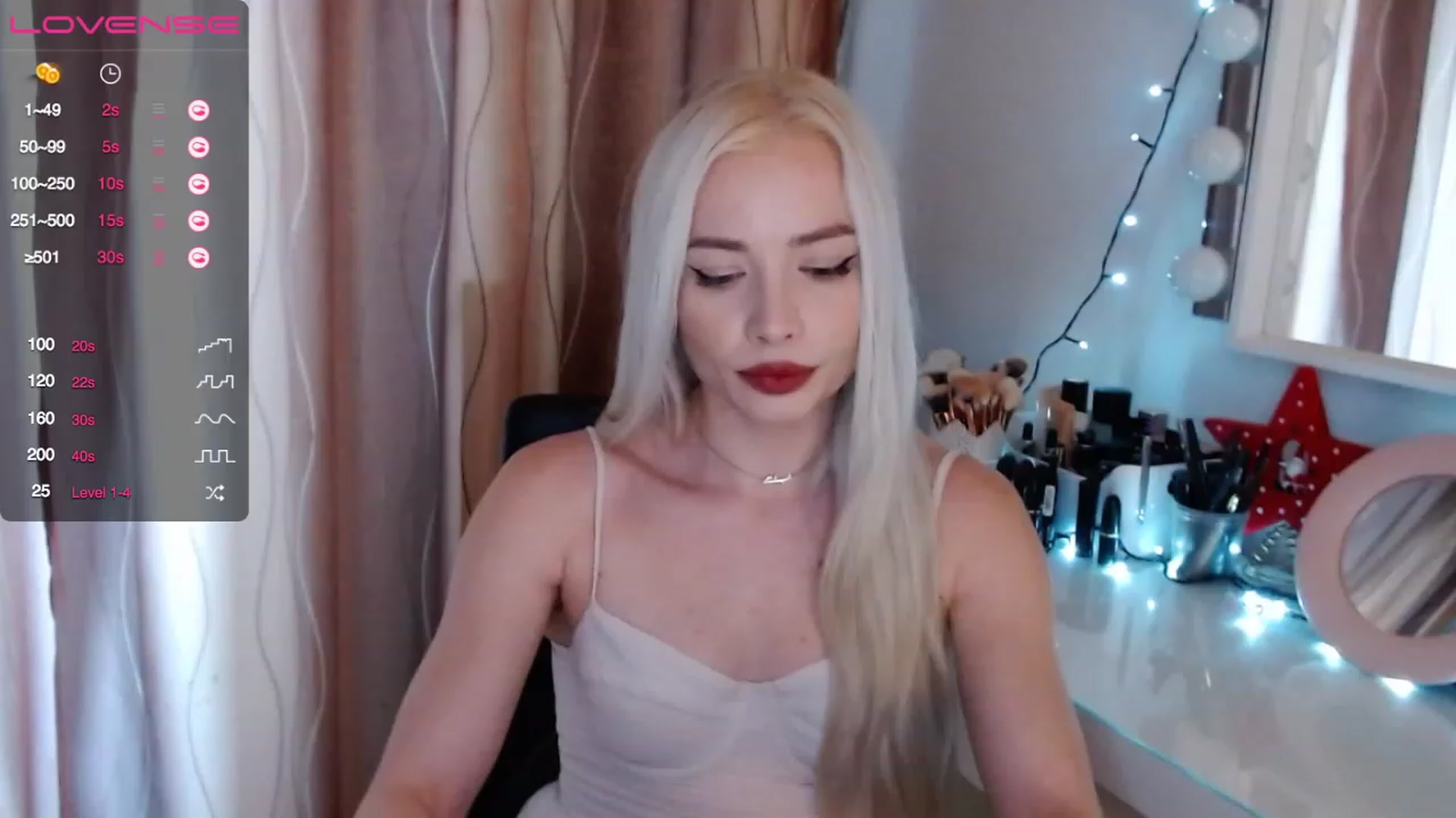 Gallery image thumbnail from Rapunzelll's myfreecams stream on, 02/13/2023, 07:47 image 10 of 20