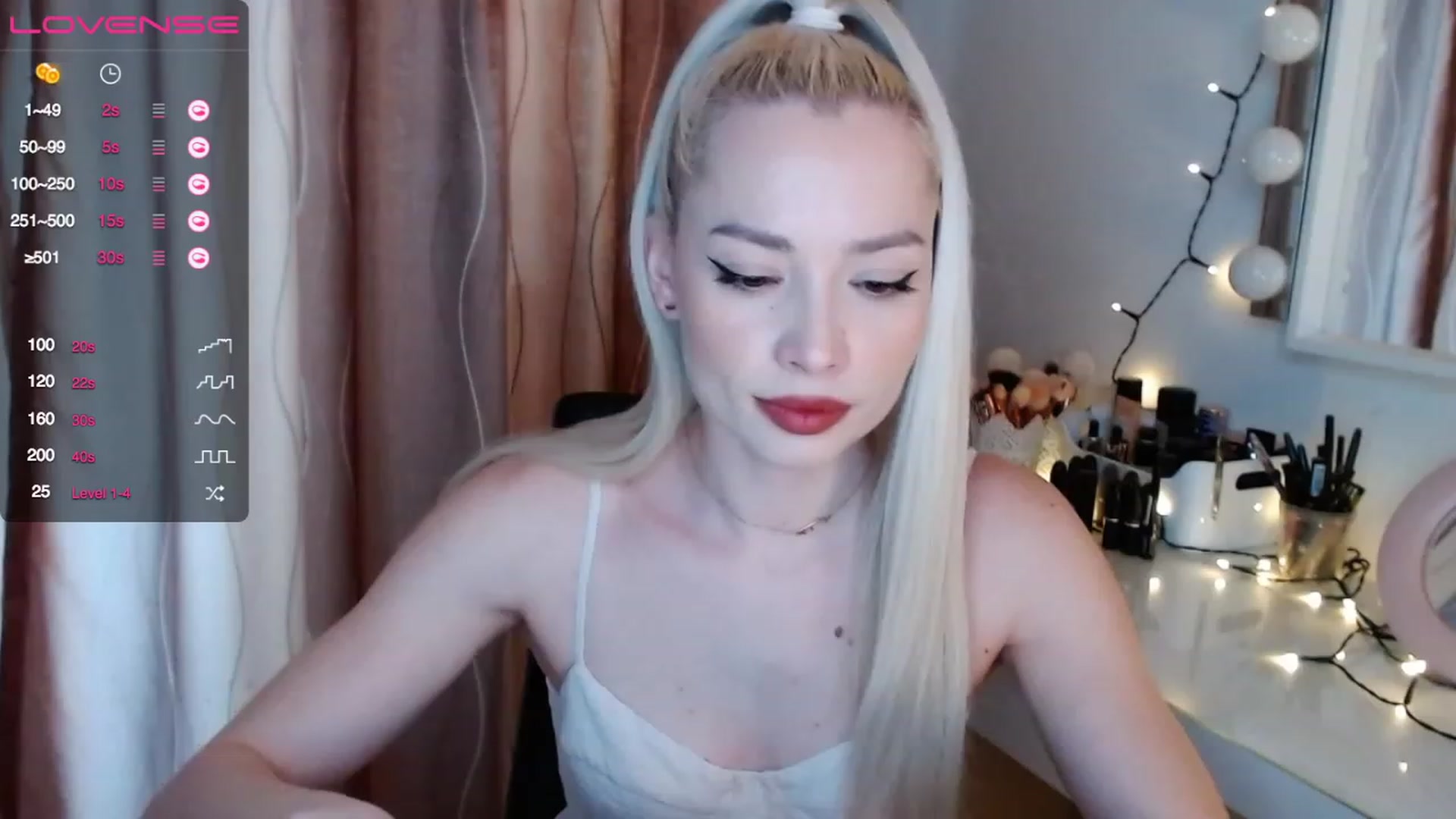 Gallery image thumbnail from Rapunzelll's myfreecams stream on, 02/28/2023, 08:14 image 11 of 20