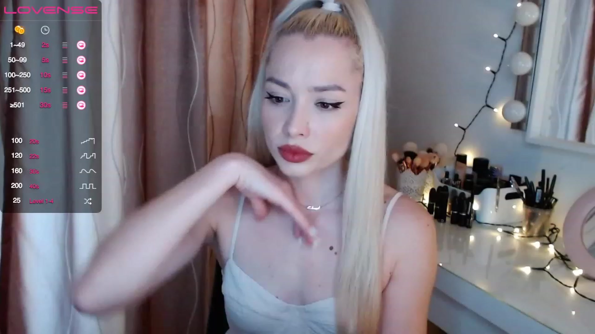 Gallery image thumbnail from Rapunzelll's myfreecams stream on, 02/28/2023, 08:14 image 13 of 20