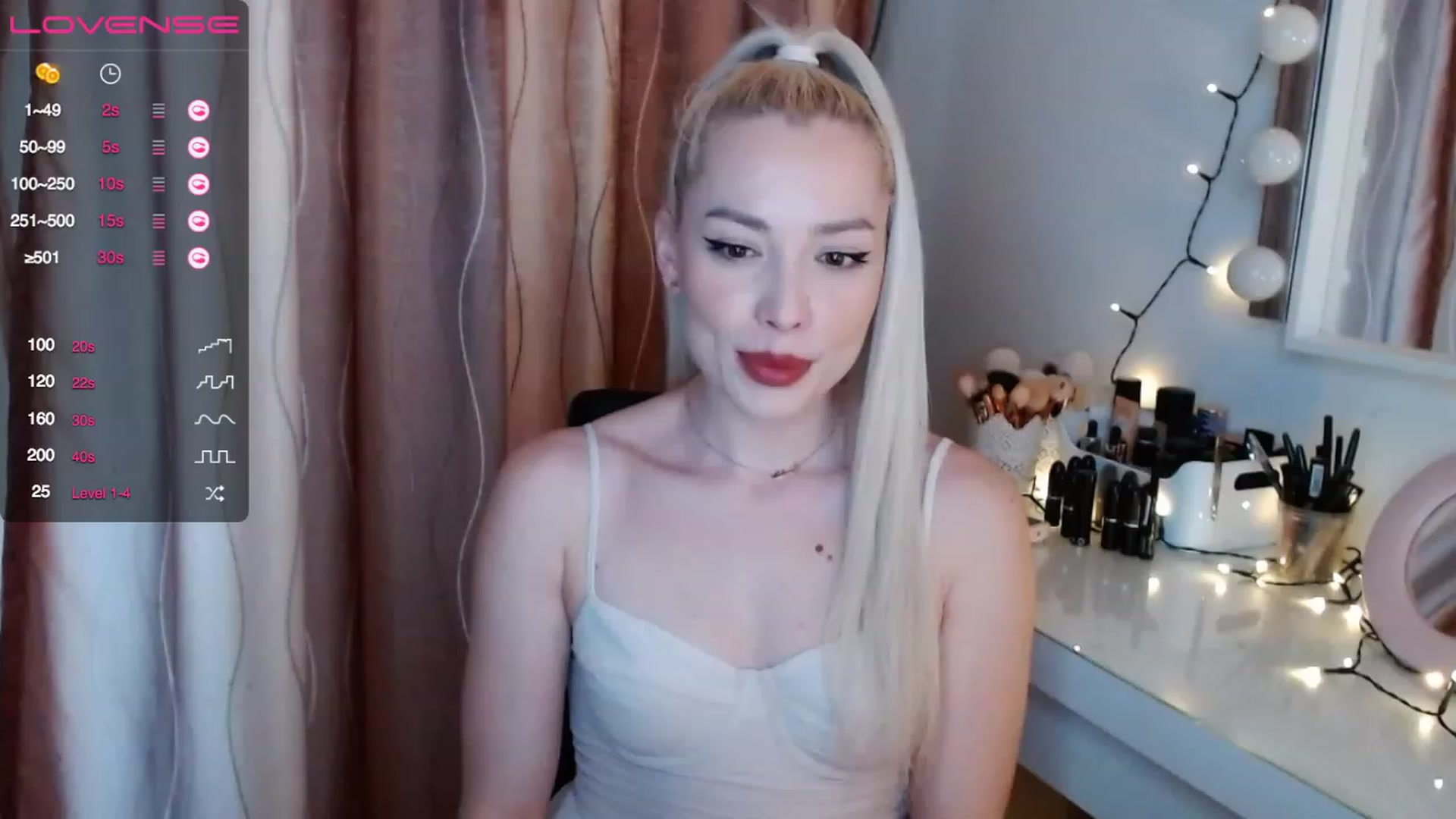Gallery image thumbnail from Rapunzelll's myfreecams stream on, 02/28/2023, 08:14 image 1 of 20