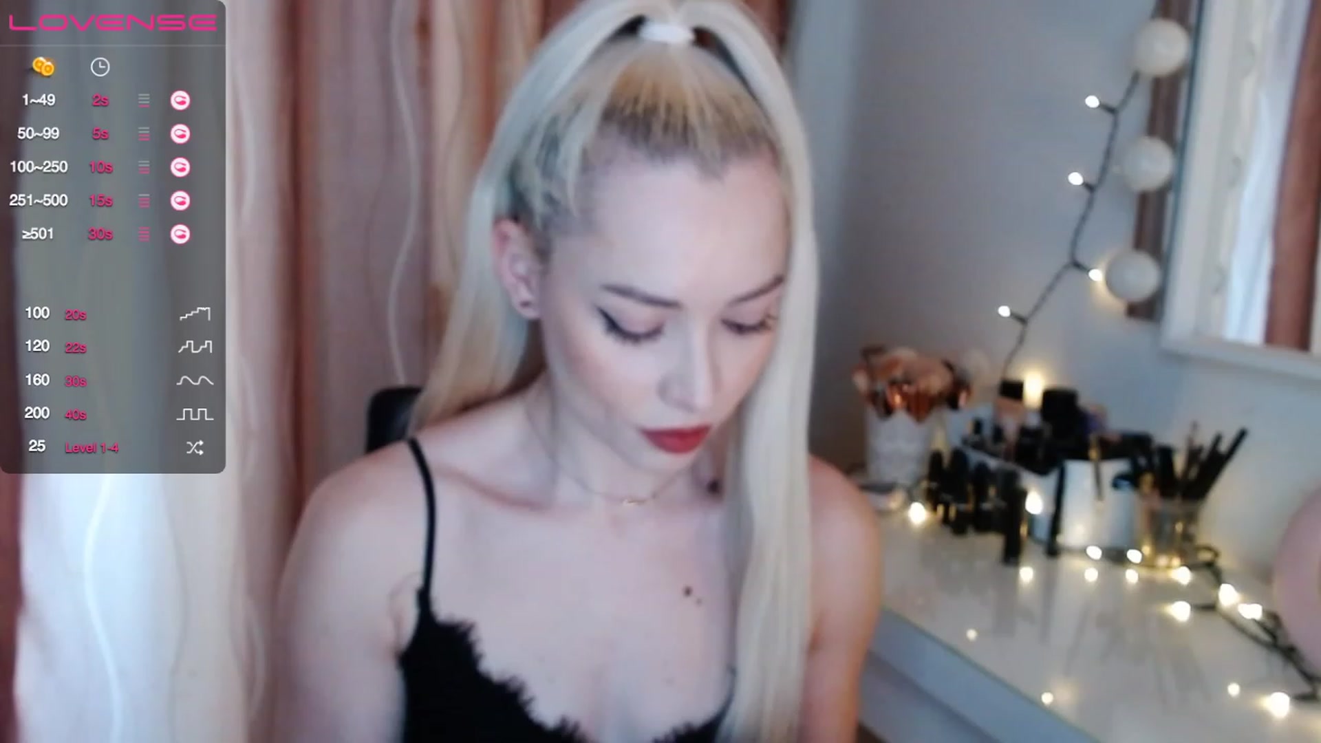 Gallery image thumbnail from Rapunzelll's myfreecams stream on, 03/03/2023, 08:11 image 6 of 20