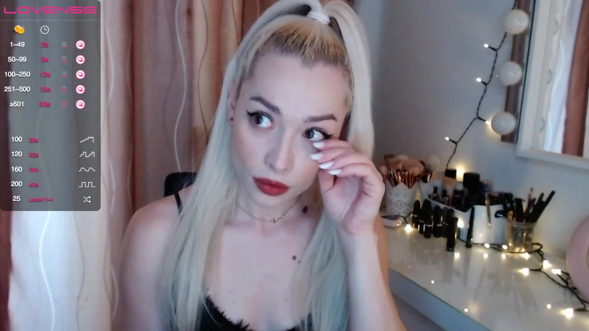 Gallery image thumbnail from Rapunzelll's myfreecams stream on, 03/03/2023, 08:11 image 9 of 20