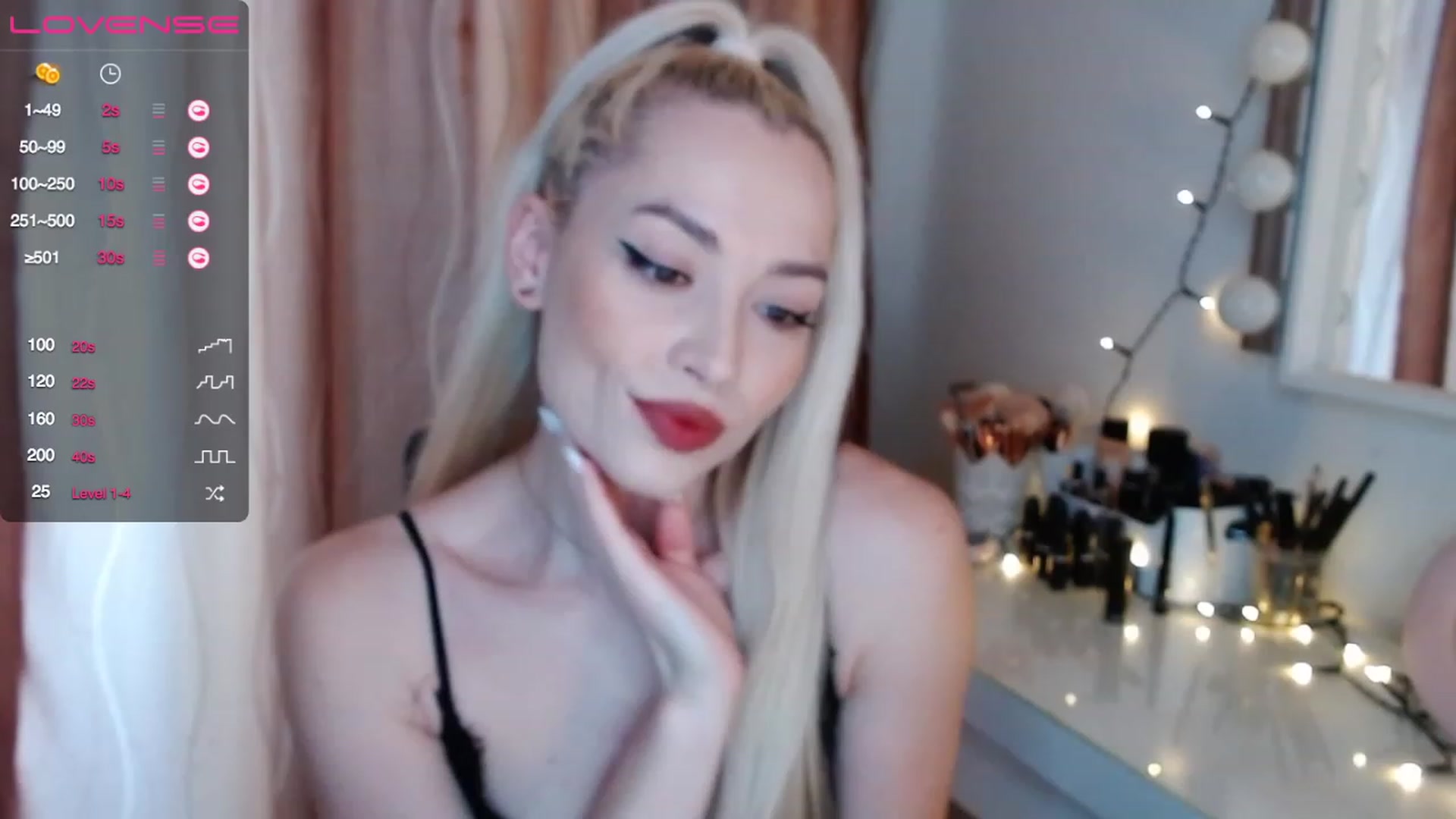 Gallery image thumbnail from Rapunzelll's myfreecams stream on, 03/03/2023, 08:11 image 4 of 20