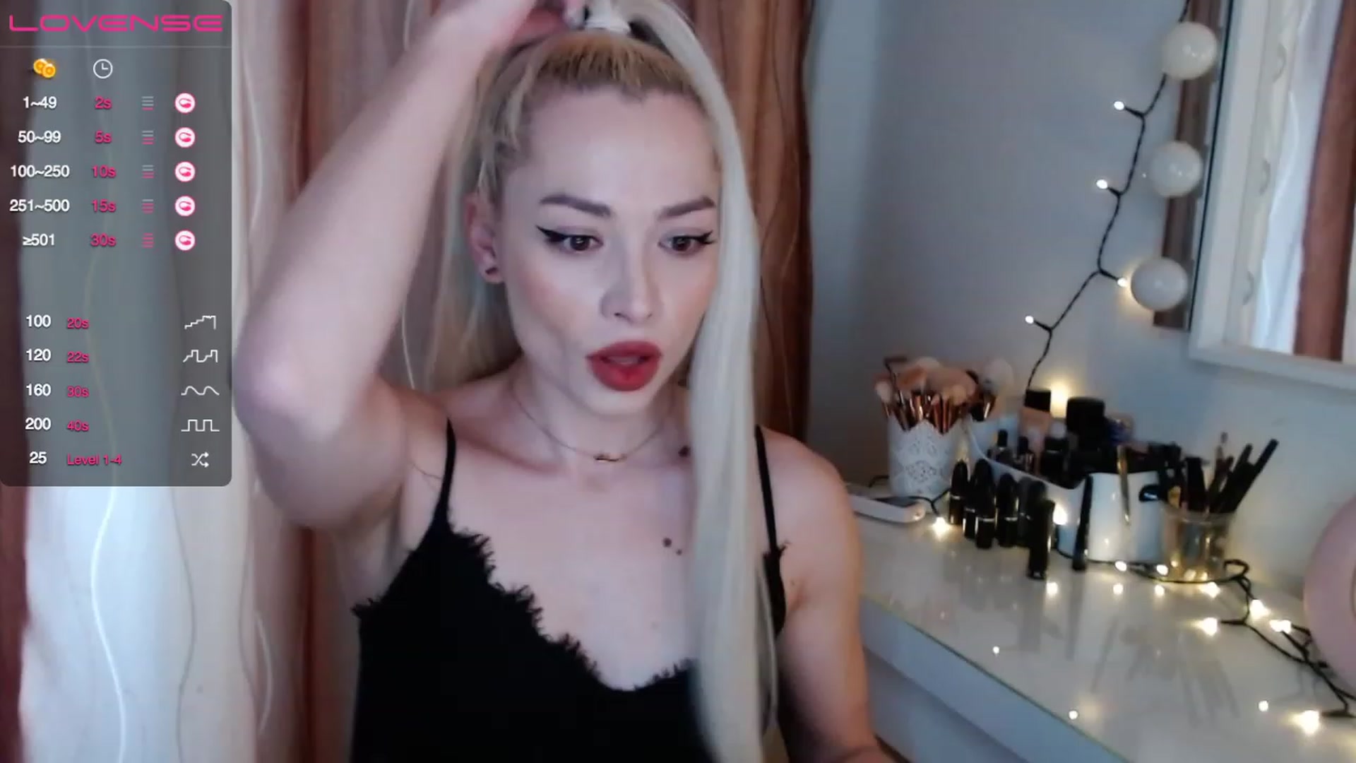 Gallery image thumbnail from Rapunzelll's myfreecams stream on, 03/03/2023, 08:11 image 7 of 20