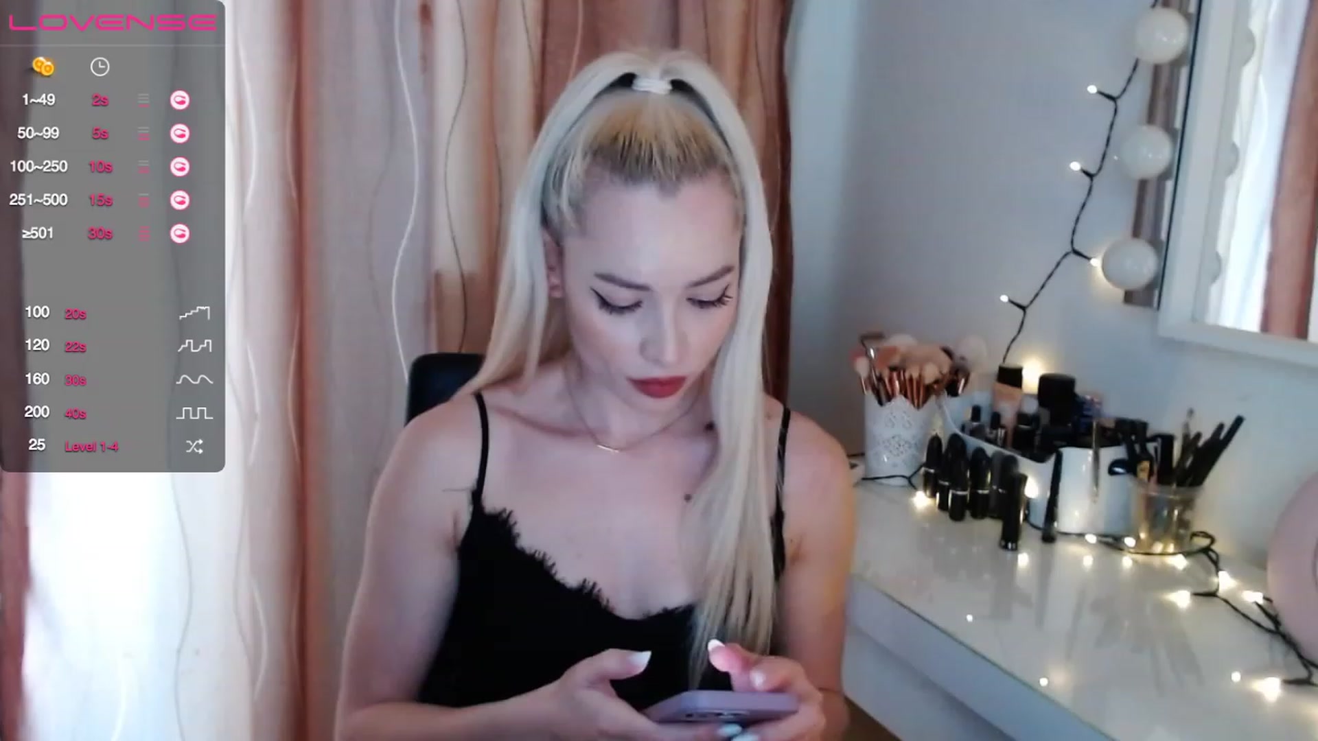 Gallery image thumbnail from Rapunzelll's myfreecams stream on, 03/03/2023, 09:47 image 10 of 20
