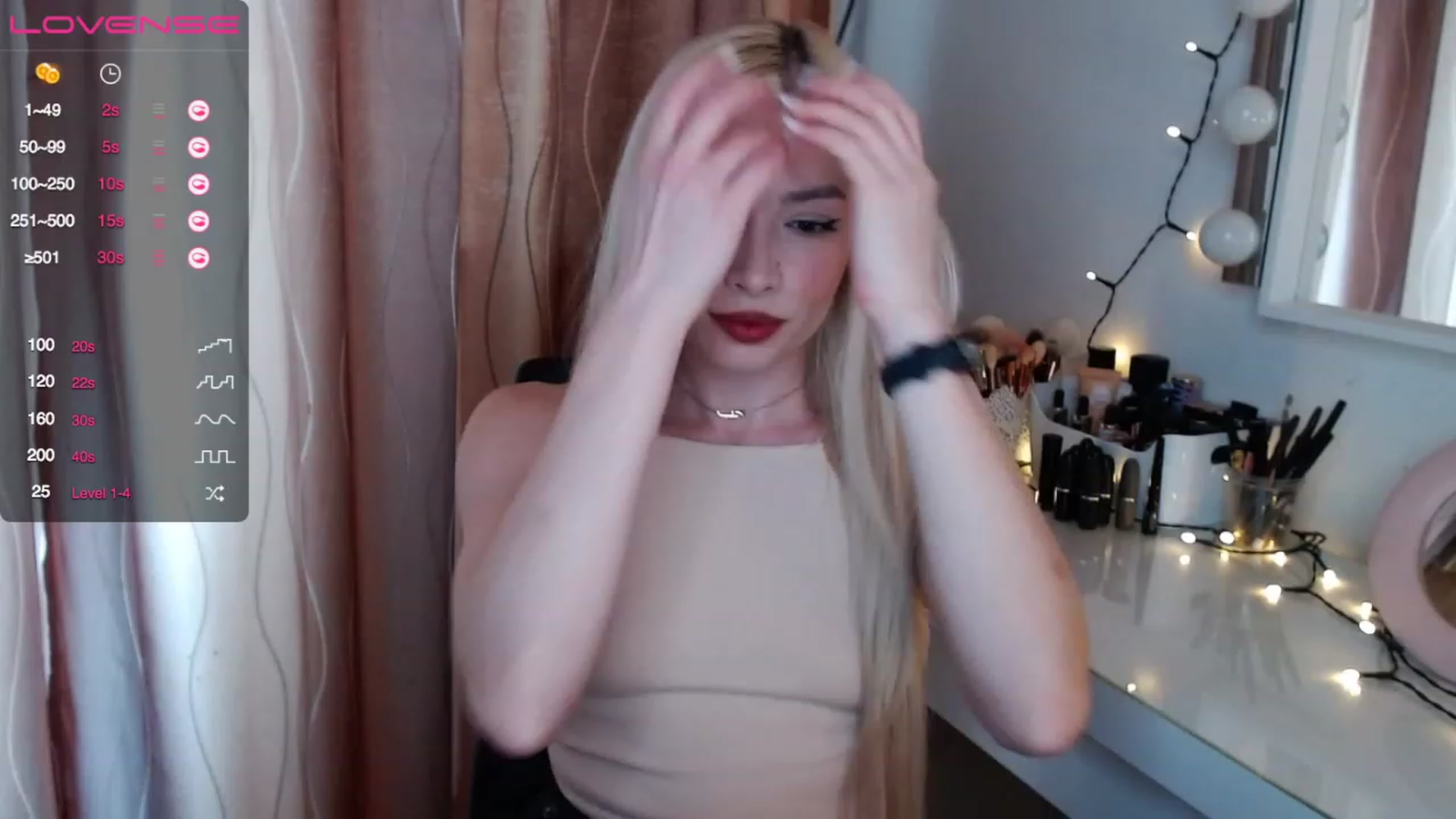 Gallery image thumbnail from Rapunzelll's myfreecams stream on, 03/06/2023, 07:26 image 12 of 20