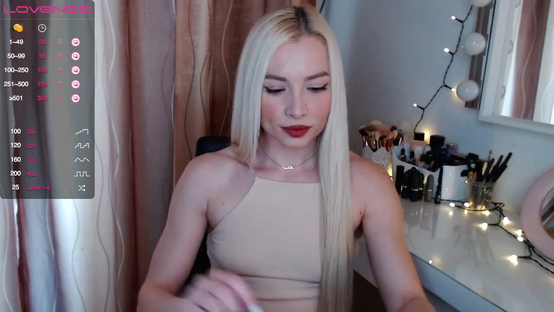 Gallery image thumbnail from Rapunzelll's myfreecams stream on, 03/06/2023, 07:26 image 7 of 20
