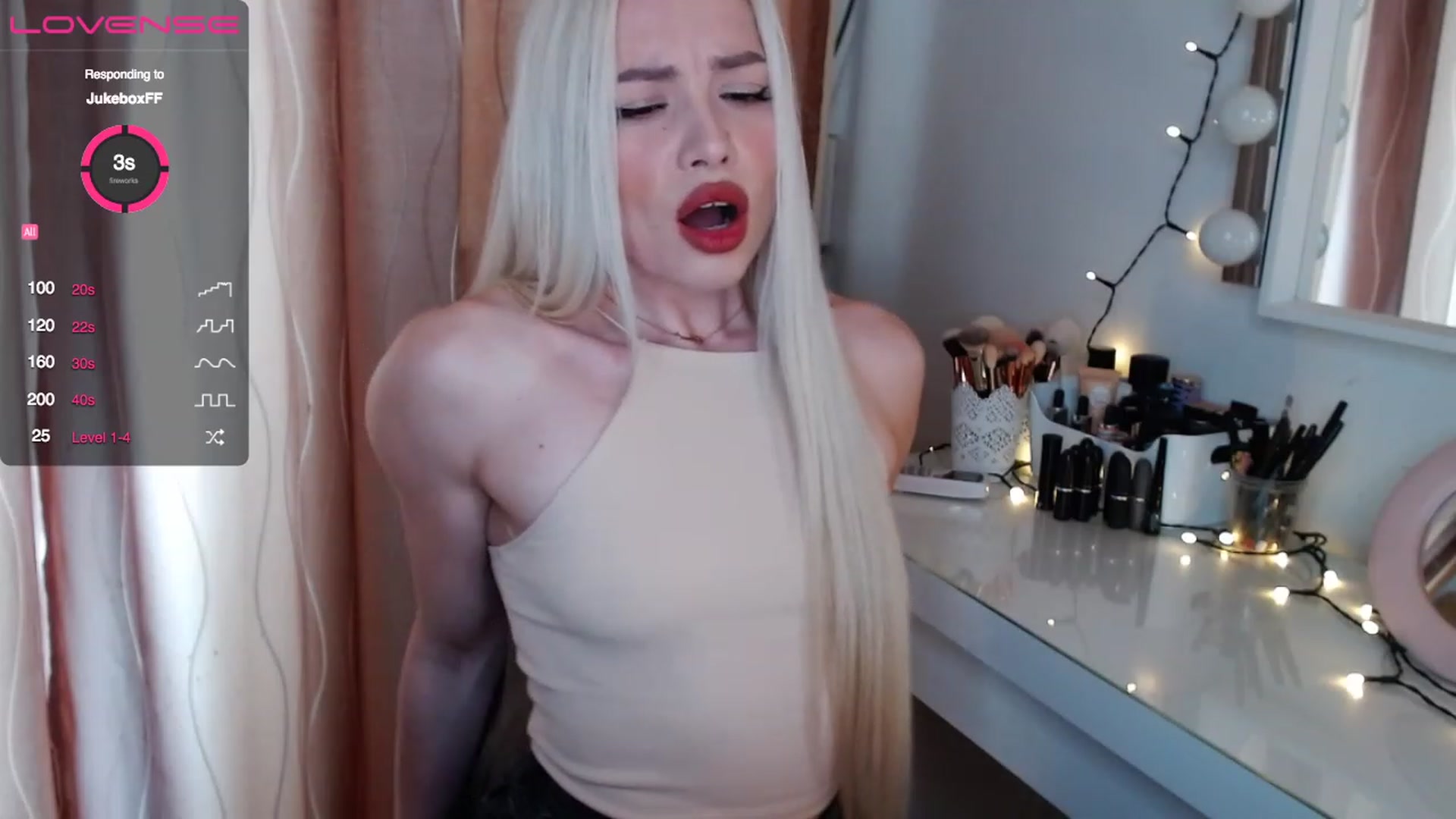 Gallery image thumbnail from Rapunzelll's myfreecams stream on, 03/06/2023, 08:52 image 6 of 20