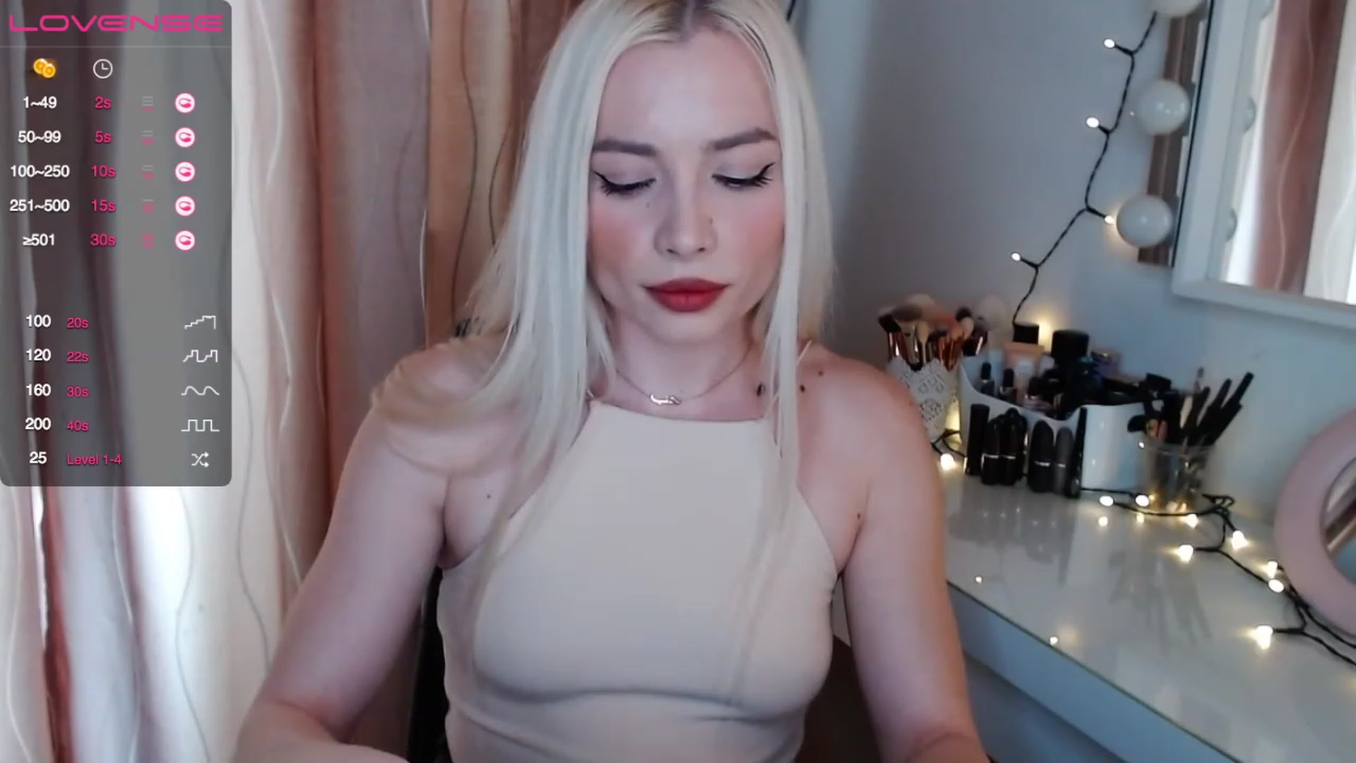 Gallery image thumbnail from Rapunzelll's myfreecams stream on, 03/06/2023, 08:52 image 4 of 20