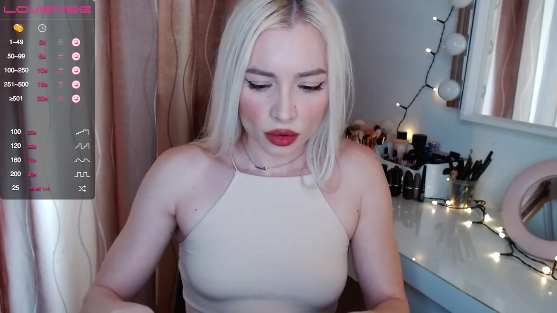 Gallery image thumbnail from Rapunzelll's myfreecams stream on, 03/06/2023, 08:52 image 9 of 20