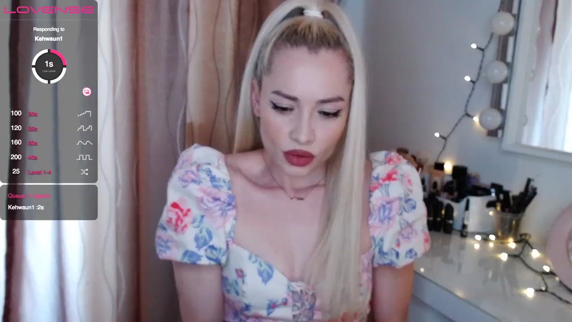 Gallery image thumbnail from Rapunzelll's myfreecams stream on, 03/07/2023, 09:08 image 11 of 20