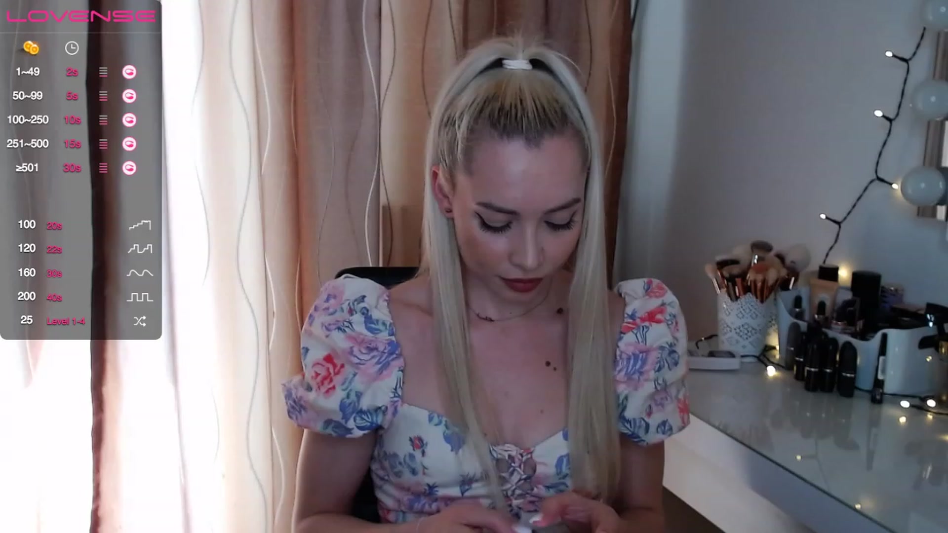 Gallery image thumbnail from Rapunzelll's myfreecams stream on, 03/07/2023, 09:43 image 11 of 20