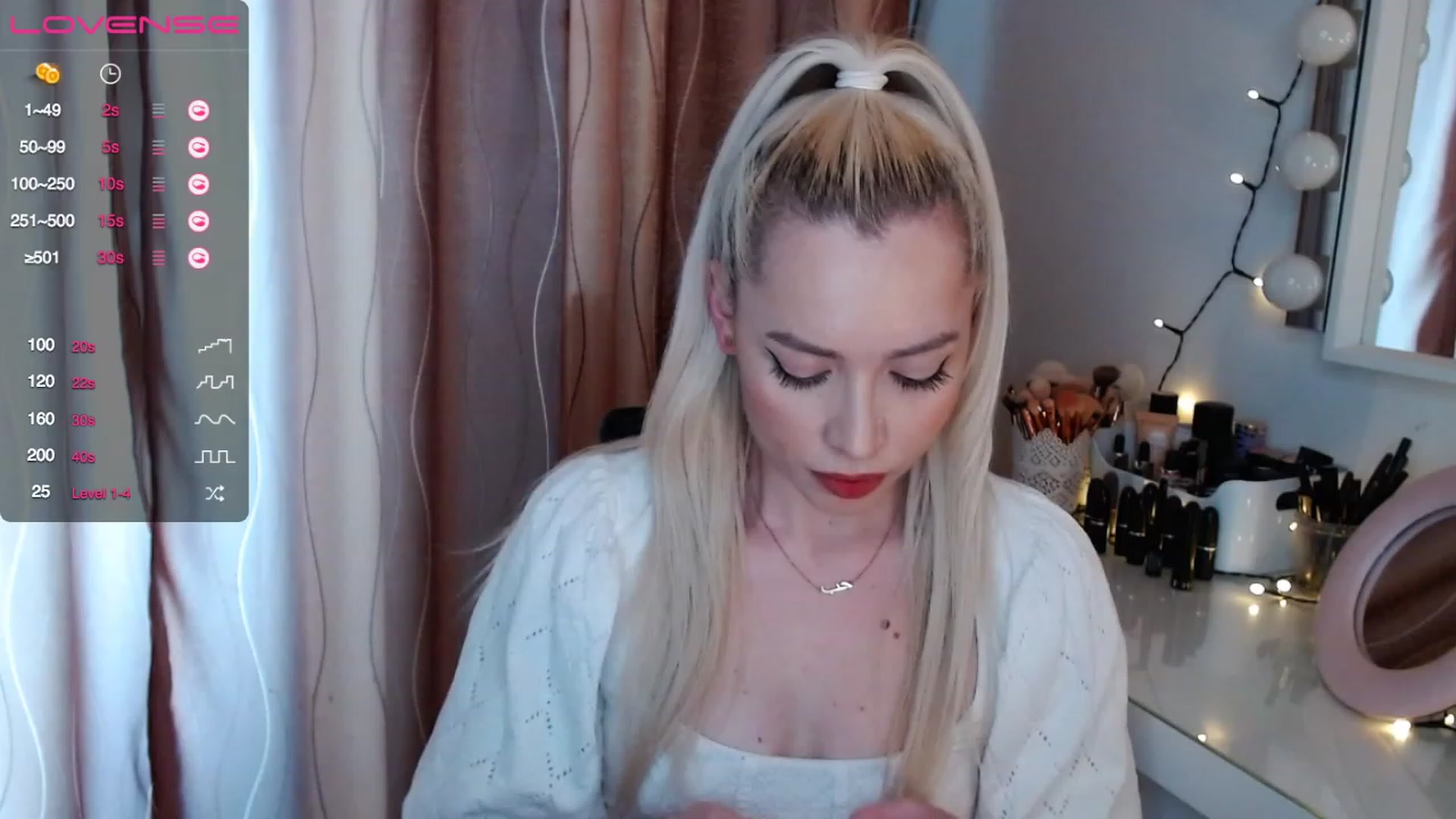 Gallery image thumbnail from Rapunzelll's myfreecams stream on, 03/08/2023, 08:56 image 2 of 20