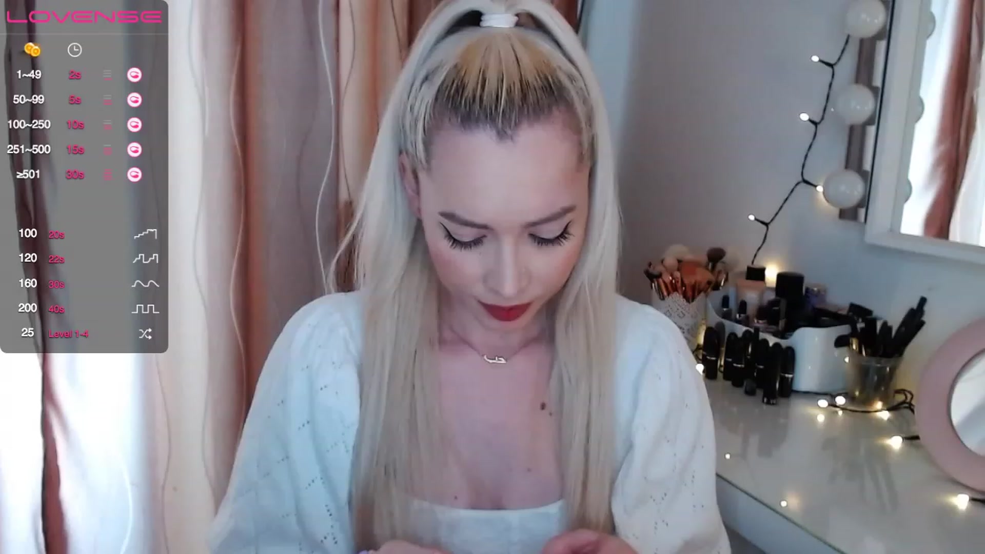 Gallery image thumbnail from Rapunzelll's myfreecams stream on, 03/08/2023, 08:56 image 17 of 20