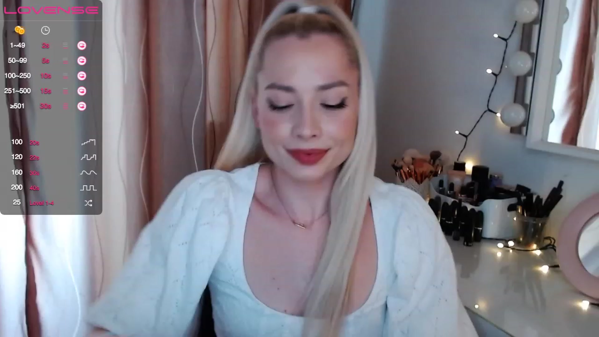 Gallery image thumbnail from Rapunzelll's myfreecams stream on, 03/08/2023, 08:56 image 13 of 20