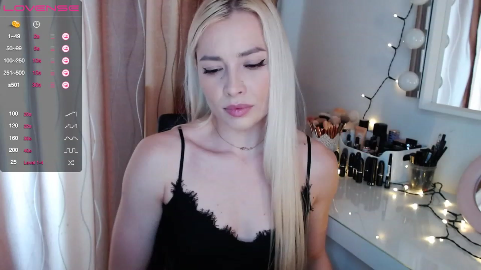 Gallery image thumbnail from Rapunzelll's myfreecams stream on, 03/10/2023, 07:50 image 6 of 20