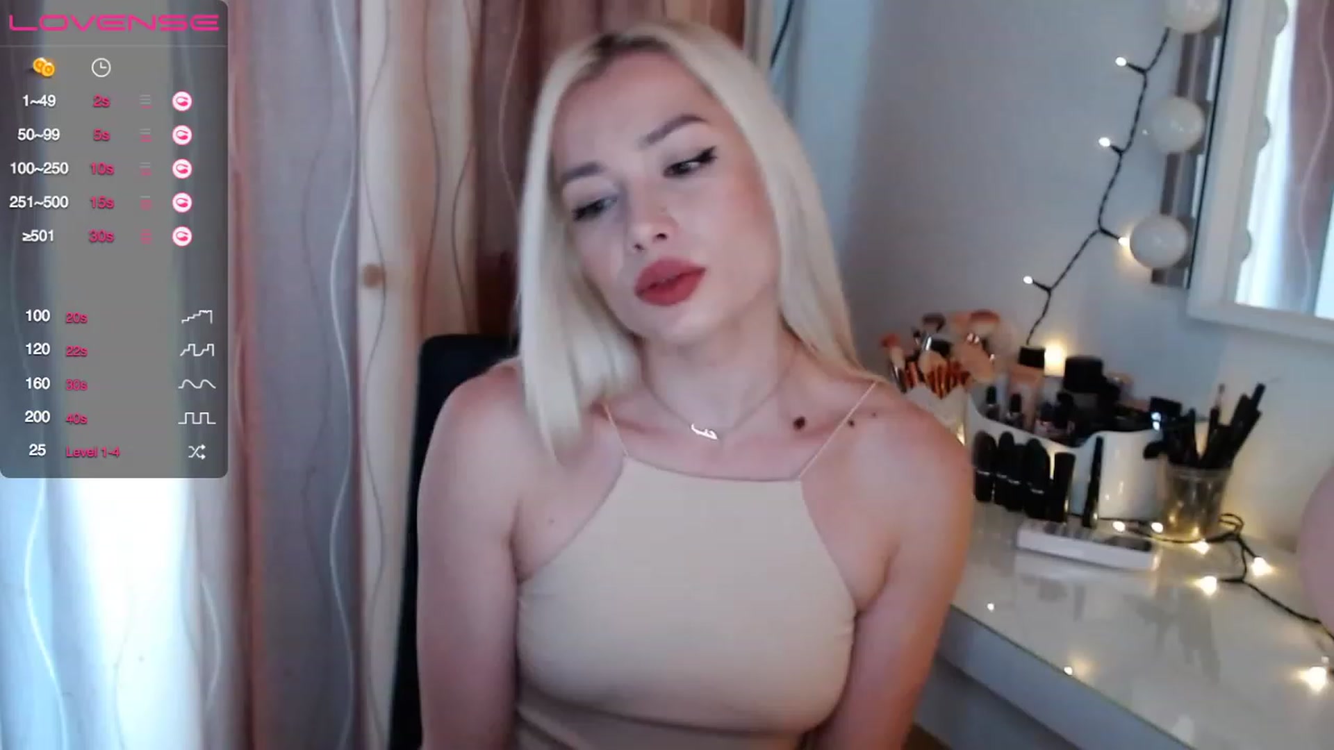 Gallery image thumbnail from Rapunzelll's myfreecams stream on, 03/13/2023, 08:39 image 3 of 20