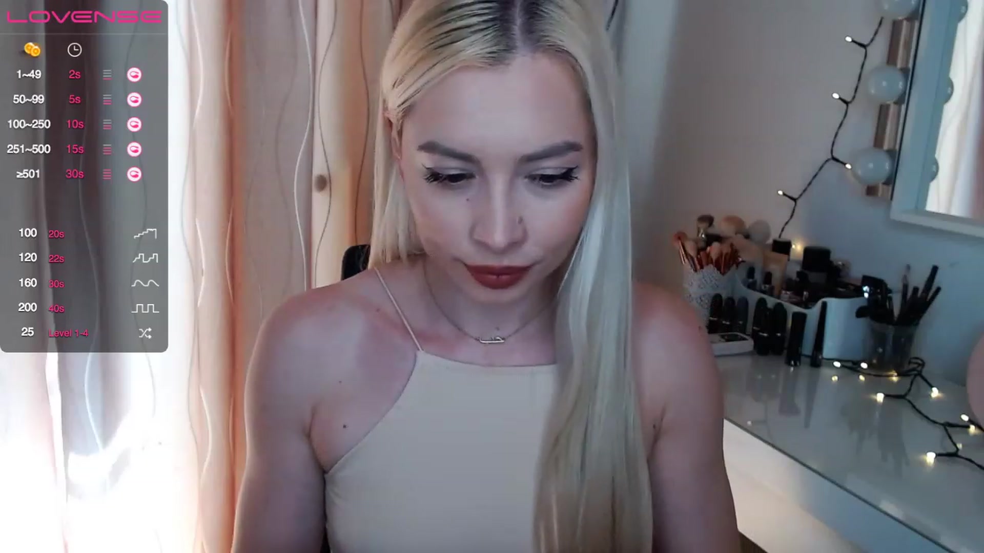 Gallery image thumbnail from Rapunzelll's myfreecams stream on, 03/13/2023, 10:42 image 16 of 20