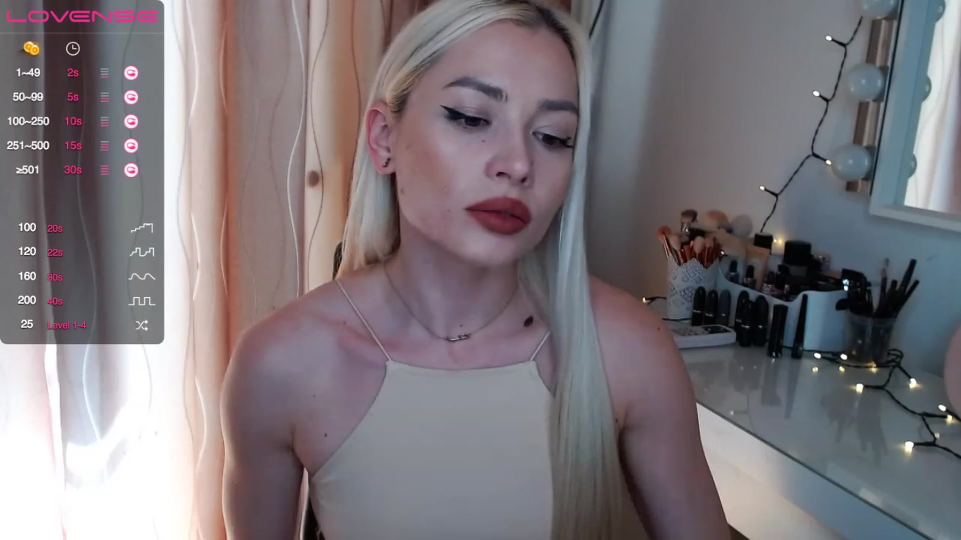 Gallery image thumbnail from Rapunzelll's myfreecams stream on, 03/13/2023, 10:42 image 17 of 20