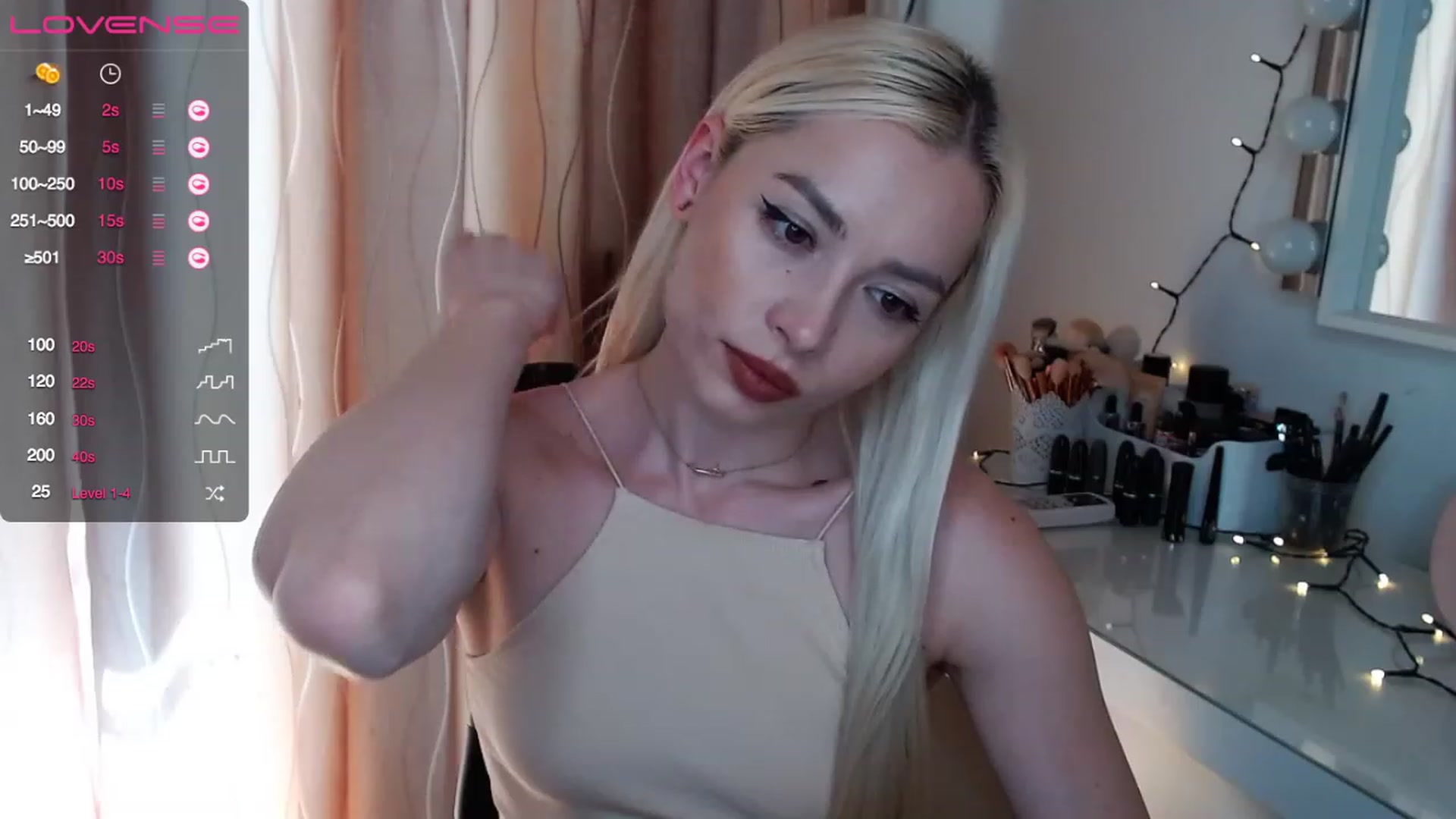 Gallery image thumbnail from Rapunzelll's myfreecams stream on, 03/13/2023, 10:42 image 14 of 20