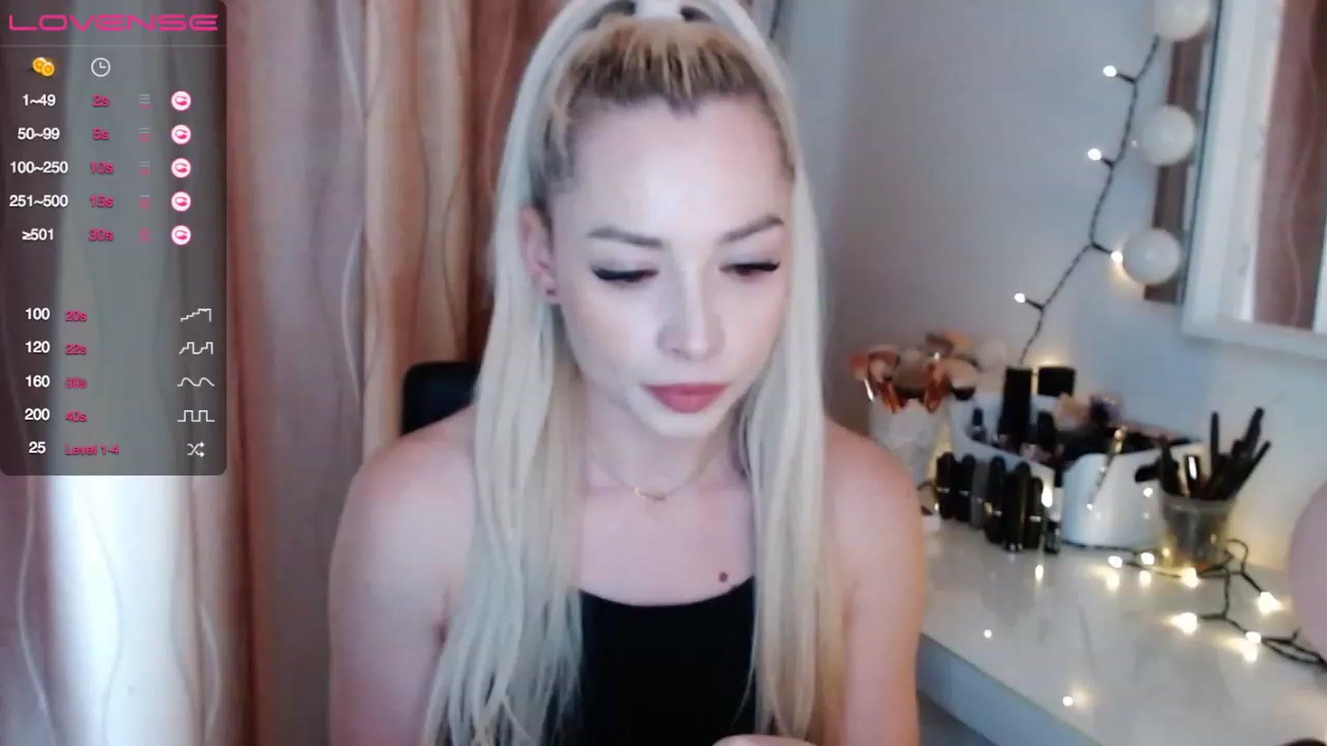 Gallery image thumbnail from Rapunzelll's myfreecams stream on, 03/16/2023, 10:01 image 14 of 20