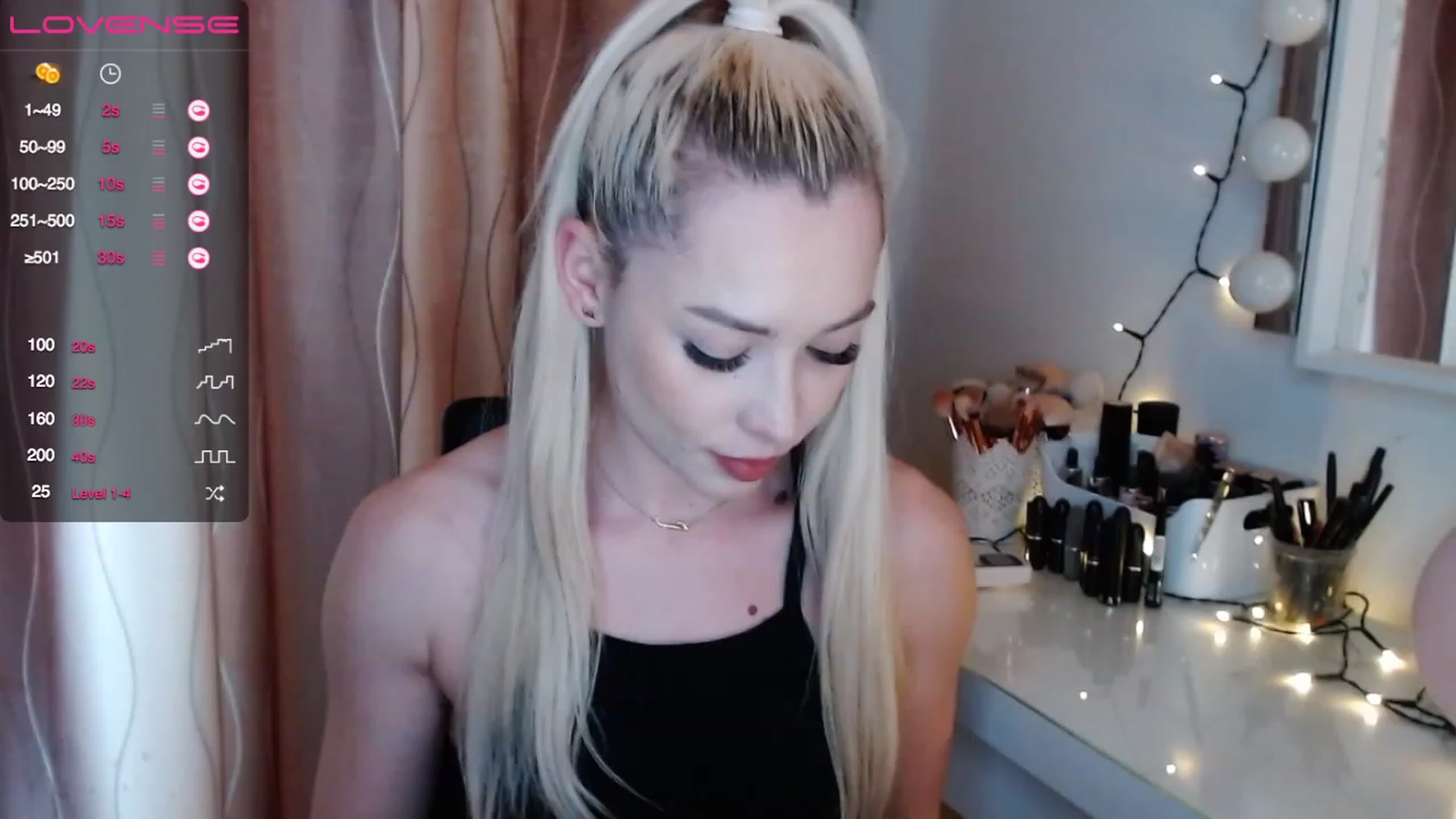 Gallery image thumbnail from Rapunzelll's myfreecams stream on, 03/16/2023, 10:01 image 10 of 20