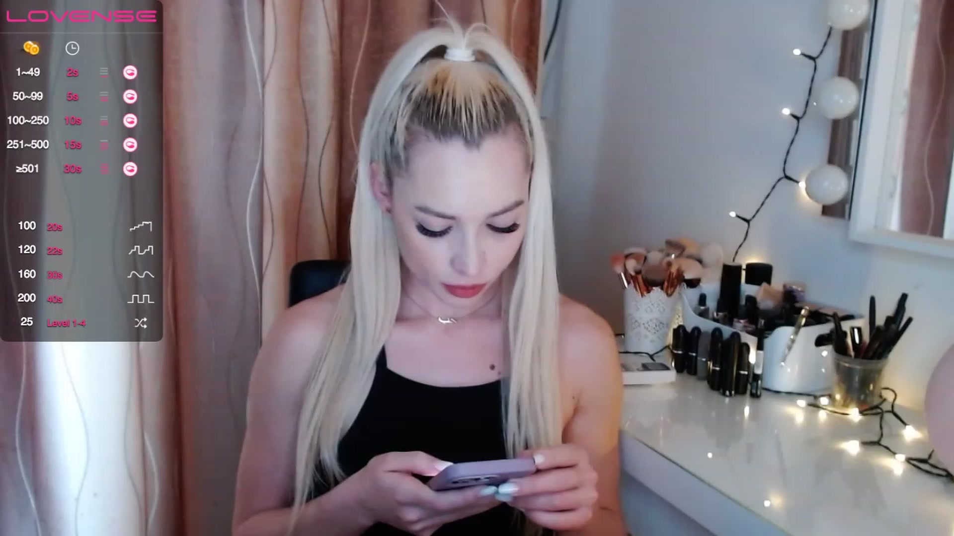Gallery image thumbnail from Rapunzelll's myfreecams stream on, 03/16/2023, 10:01 image 15 of 20