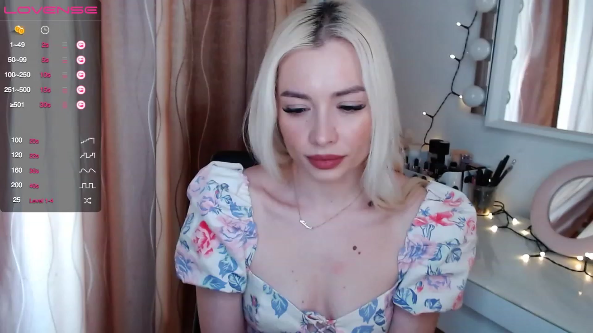 Gallery image thumbnail from Rapunzelll's myfreecams stream on, 03/19/2023, 08:58 image 1 of 20